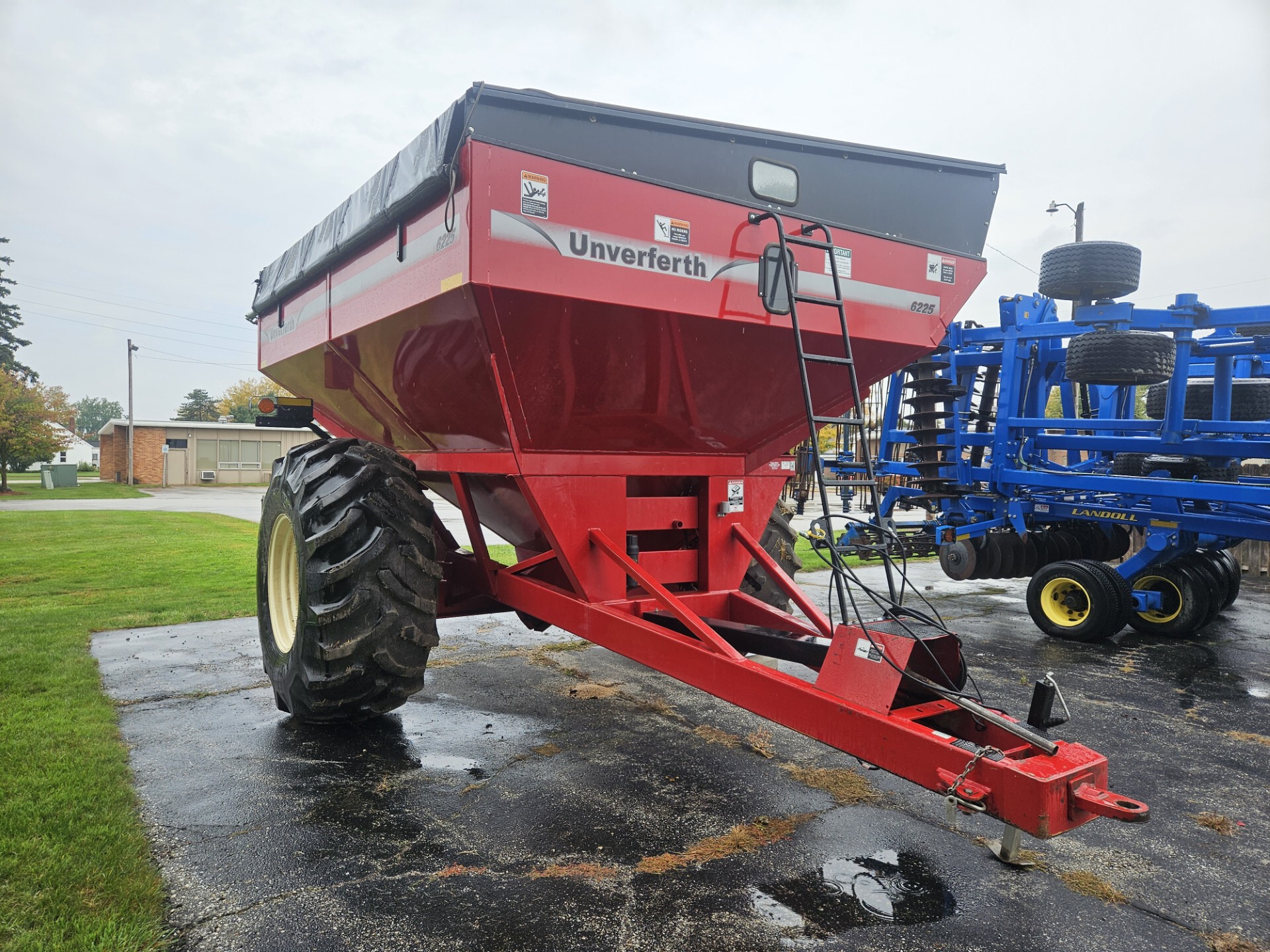 Used  Unverferth GC-6225 at Tri County Equipment Birch Run, MI