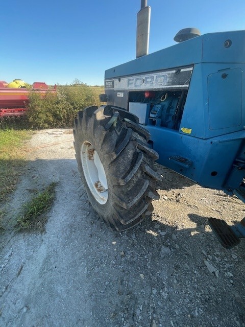   Ford-new Holland 9030-92 at LandMark in Phillipsburg, KS