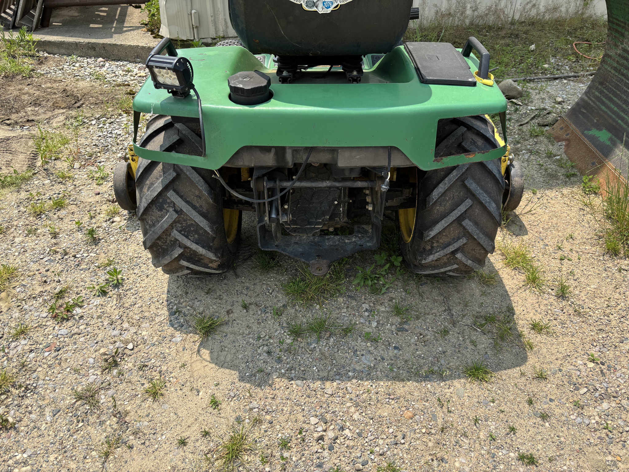 On Lot 1994 John Deere 425 at Tri County Equipment Marlette, MI