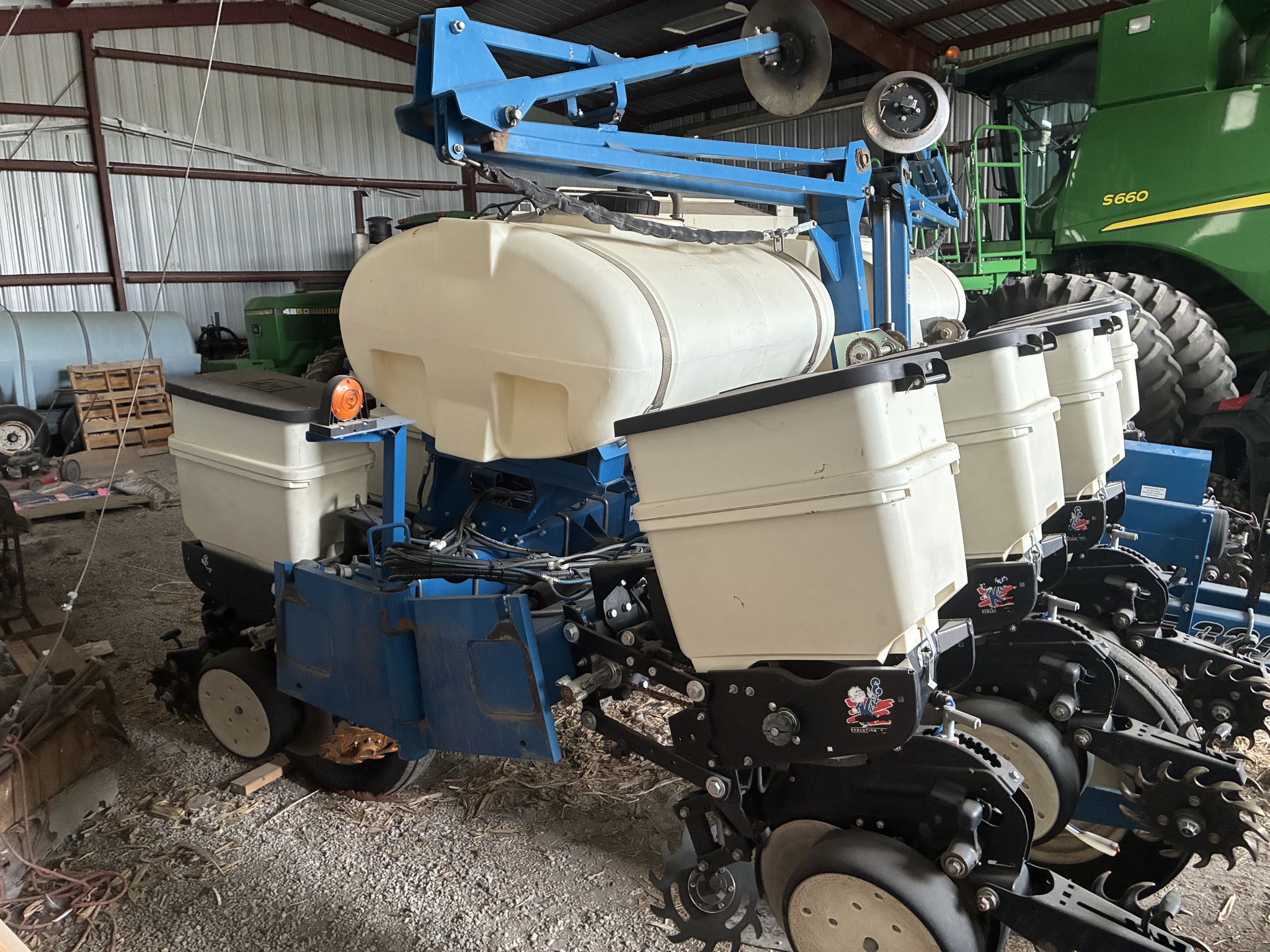  2014 Kinze 3200 at LandMark in Hebron, NE