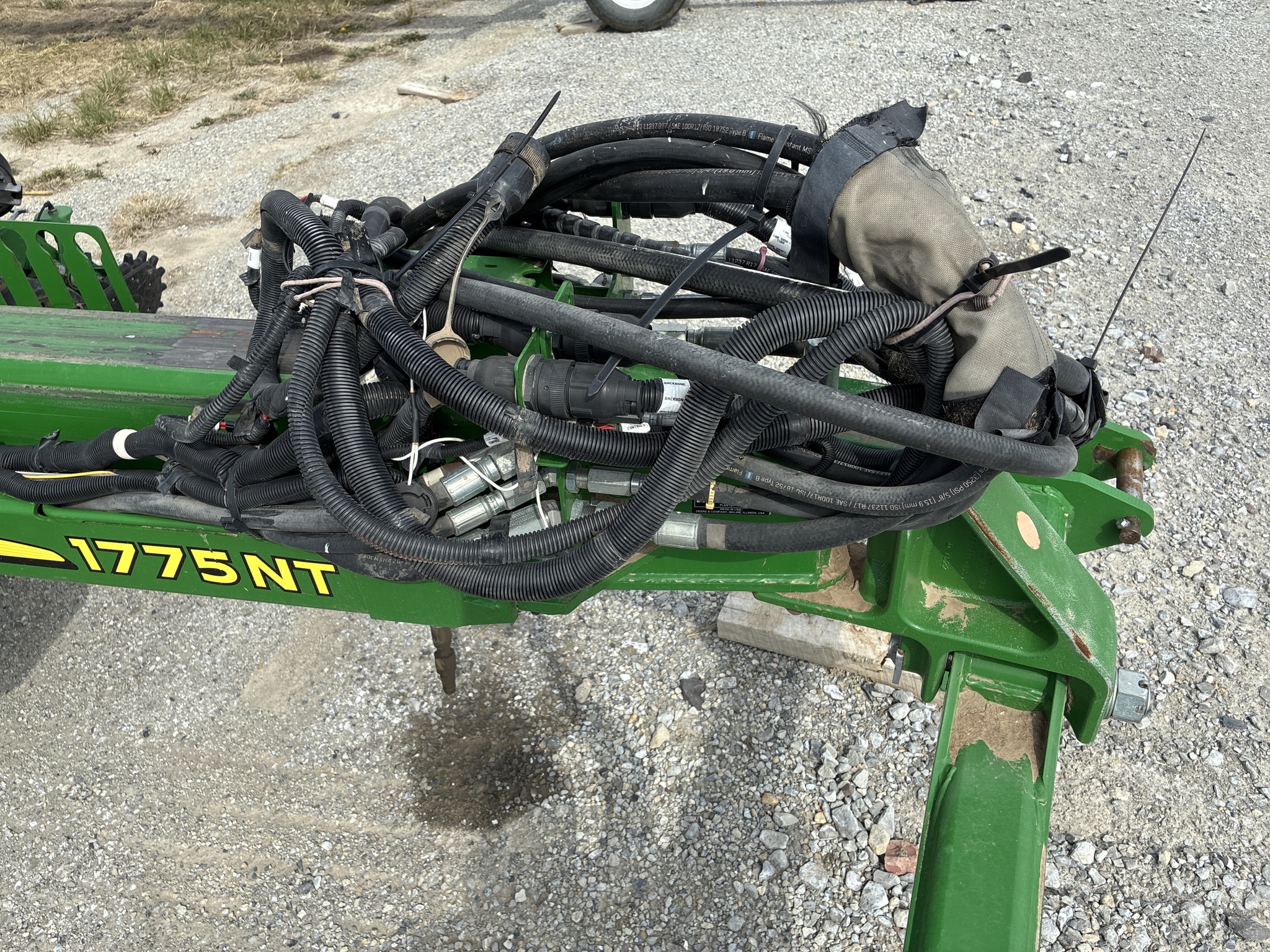  2018 John Deere 1775NT at LandMark in Hebron, NE