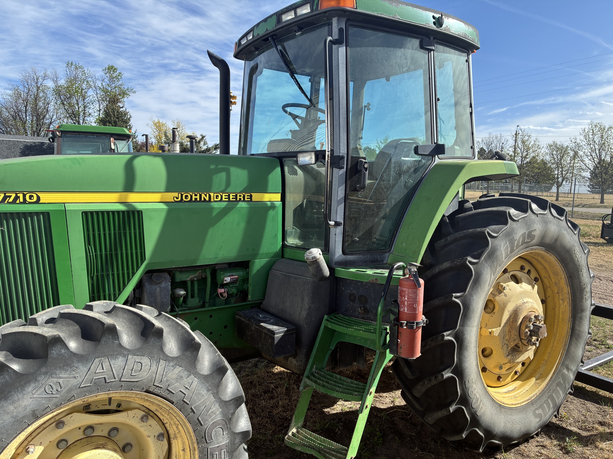 1998 John Deere 7710 at LandMark in Gothenburg, NE