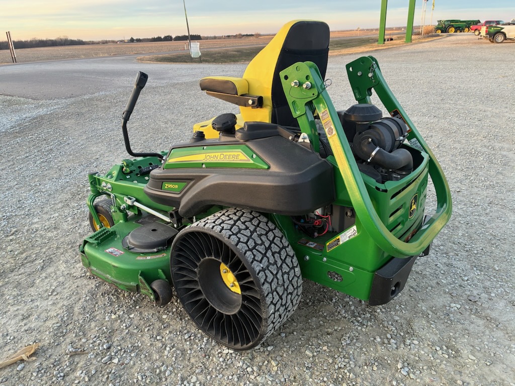  2022 John Deere Z950R at LandMark in Smith Center, KS