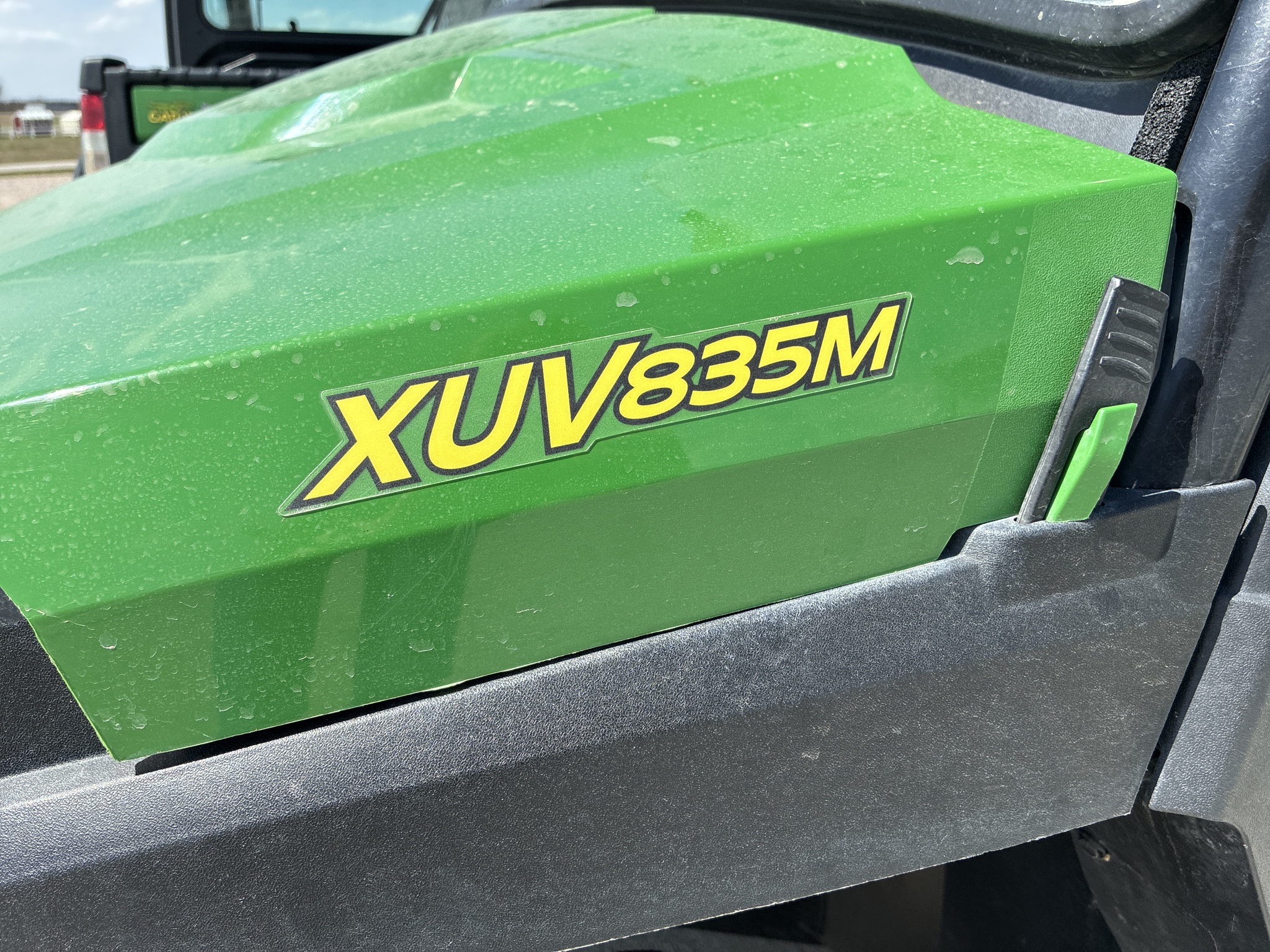  2023 John Deere XUV 835M at LandMark in Hebron, NE