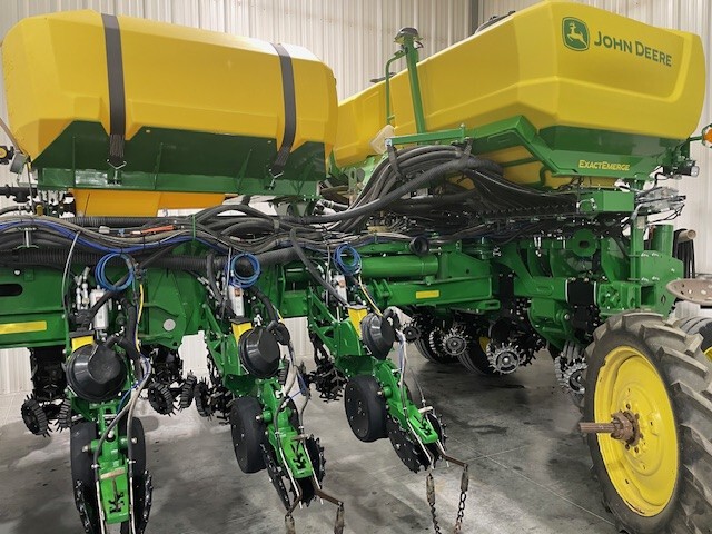  2025 John Deere 1775NT at LandMark in Kearney, NE