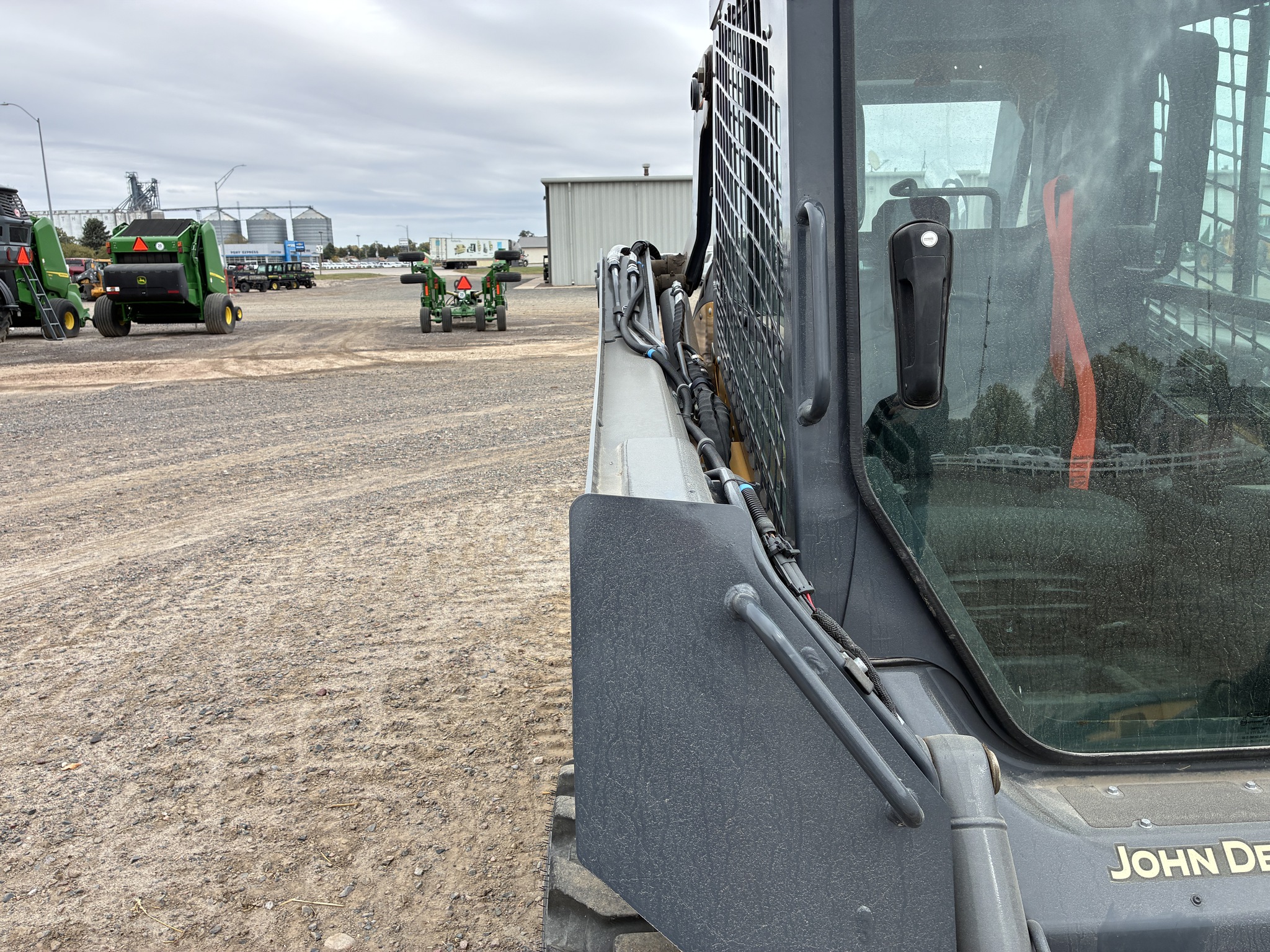  2023 John Deere 324G at LandMark in Gothenburg, NE