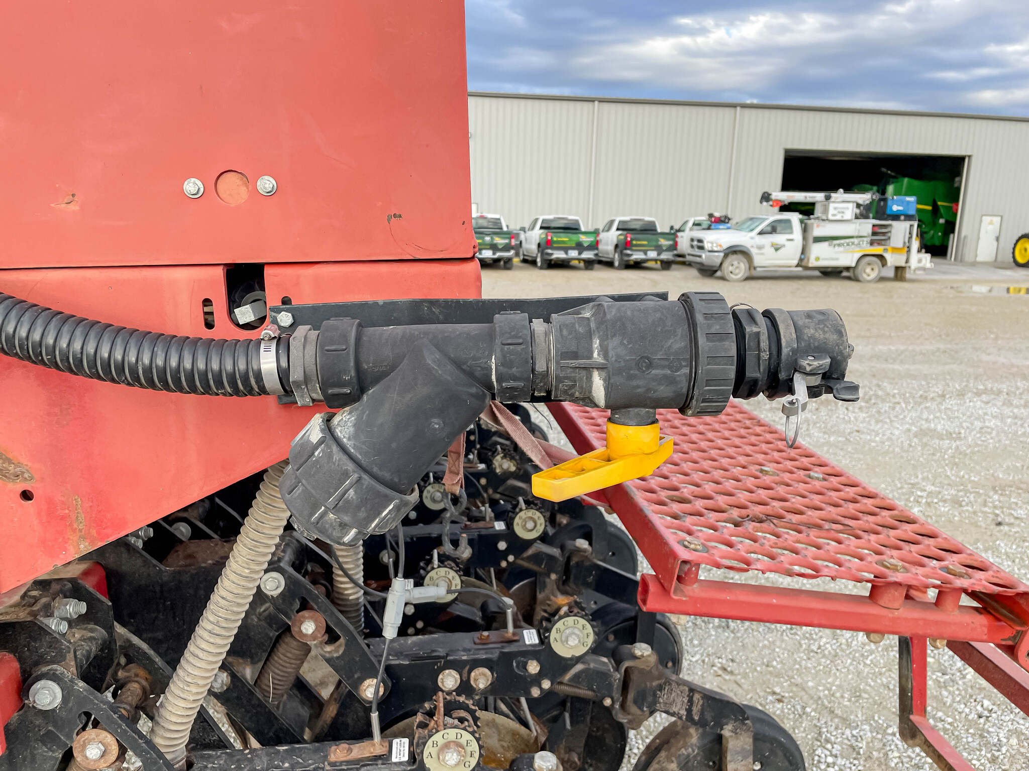  2000 Sunflower 9432 at LandMark in Smith Center, KS