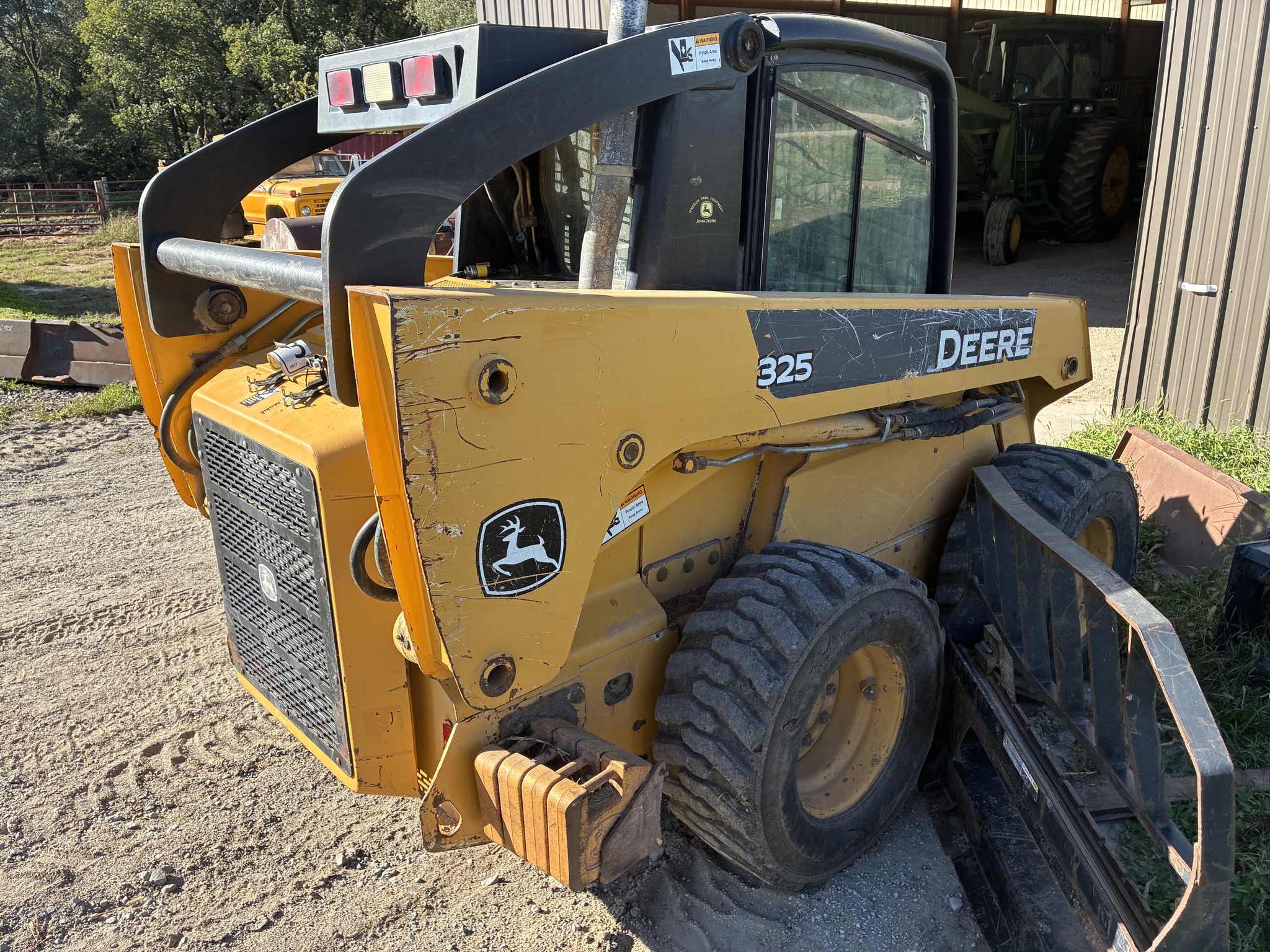  2006 John Deere 325 at LandMark in Hebron, NE