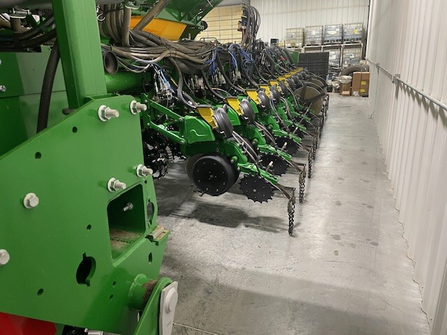  2025 John Deere 1775NT at LandMark in Kearney, NE
