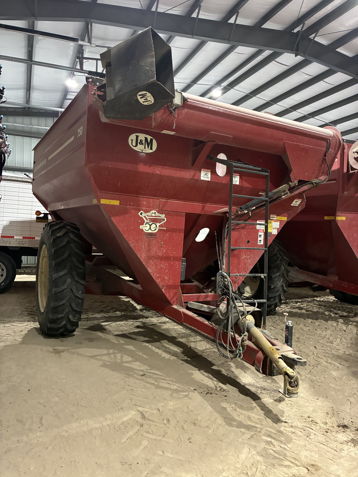  2010 J&m 750-18 at LandMark in Holdrege, NE