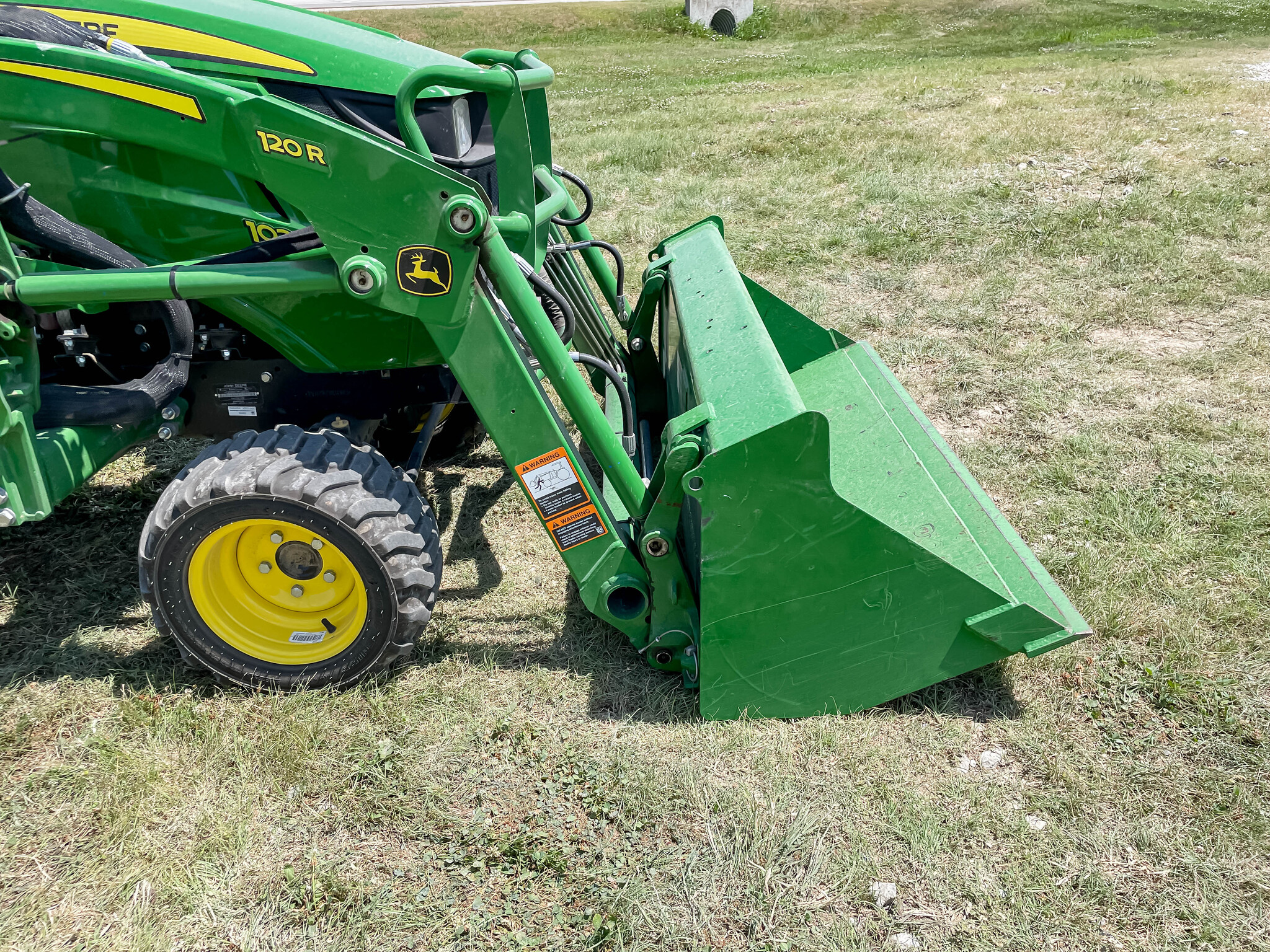  2022 John Deere 1023E at LandMark in Phillipsburg, KS