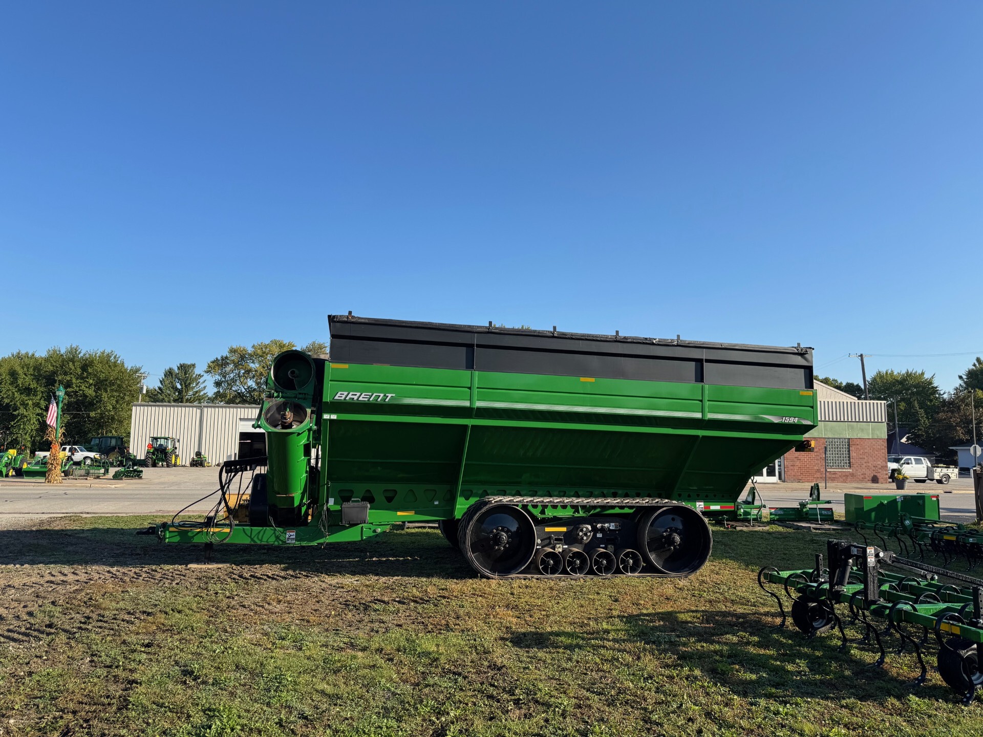 On Lot 2012 Brent 1594 at Tri County Equipment Reese, MI