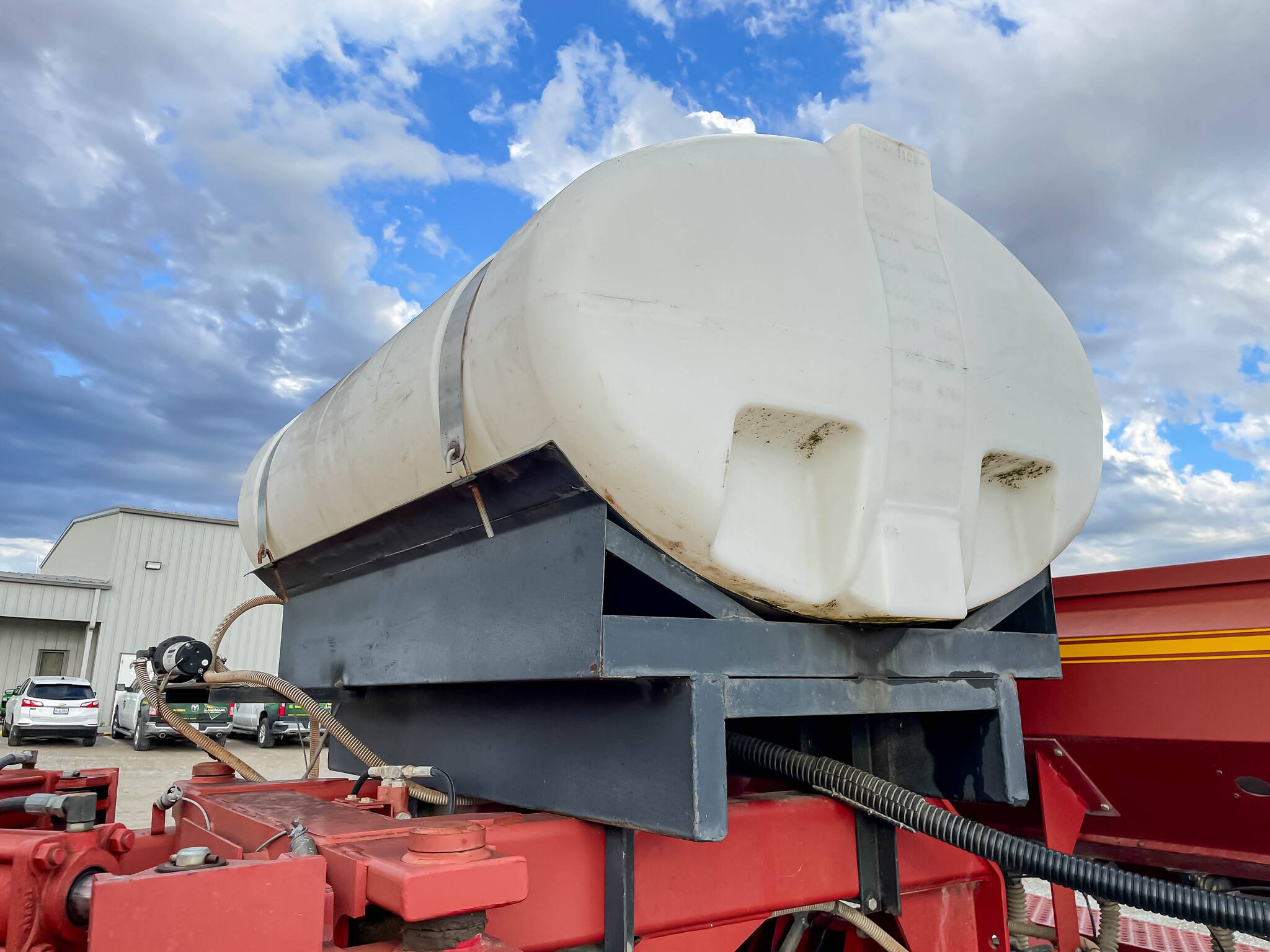  2000 Sunflower 9432 at LandMark in Smith Center, KS