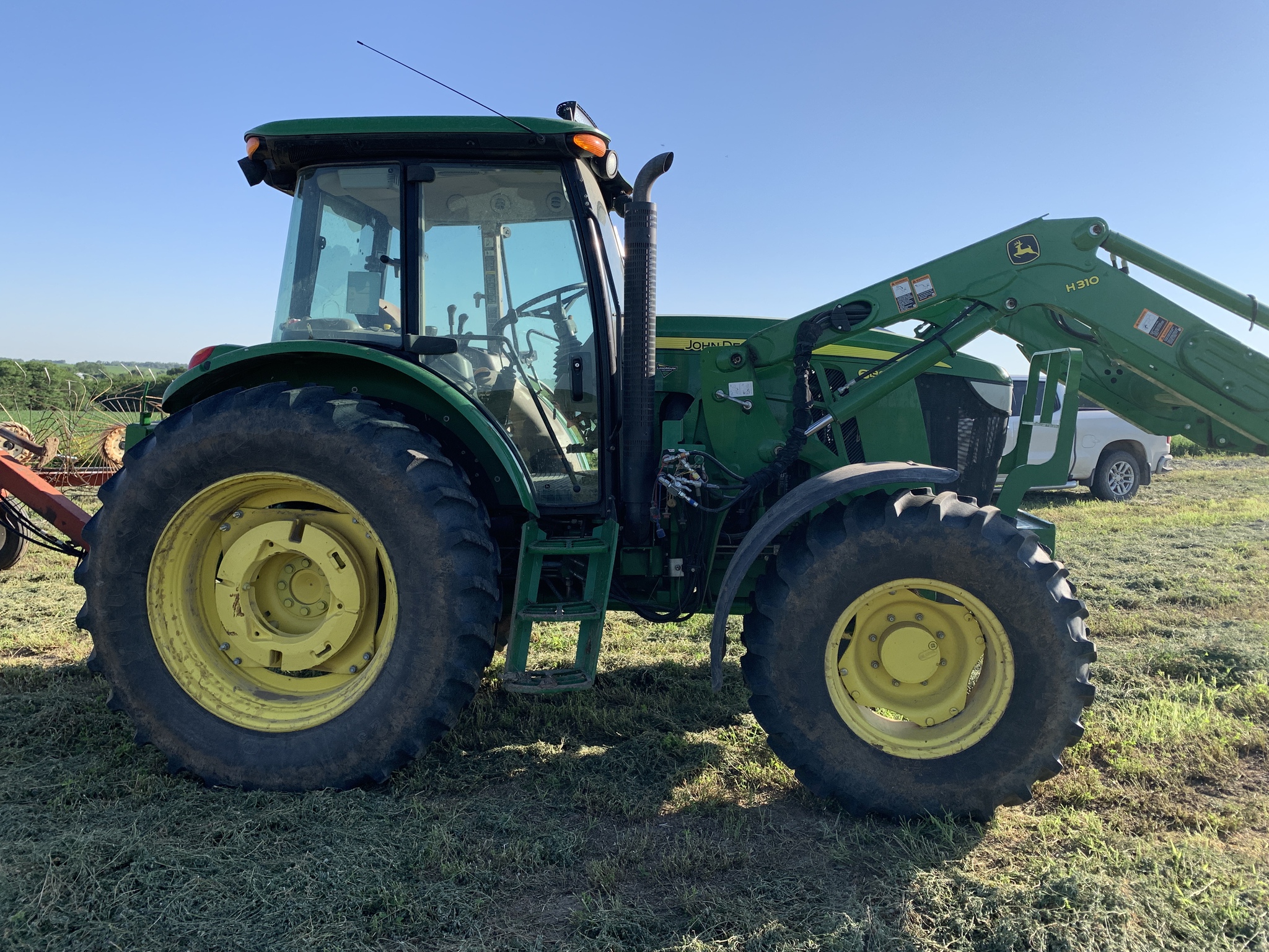  2013 John Deere 6130D at LandMark in Fairfield, NE