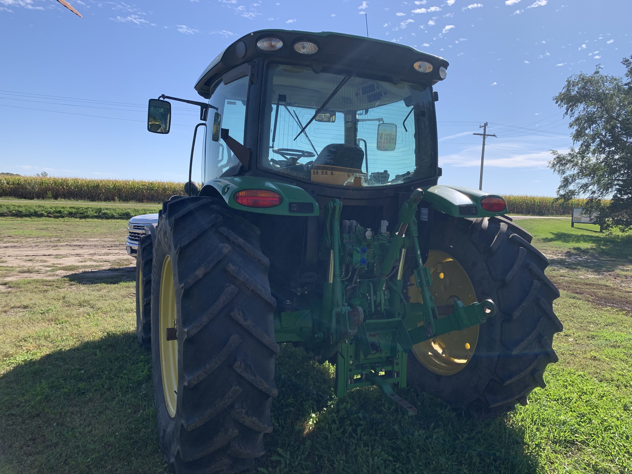  2013 John Deere 6105R at LandMark in Lexington, NE