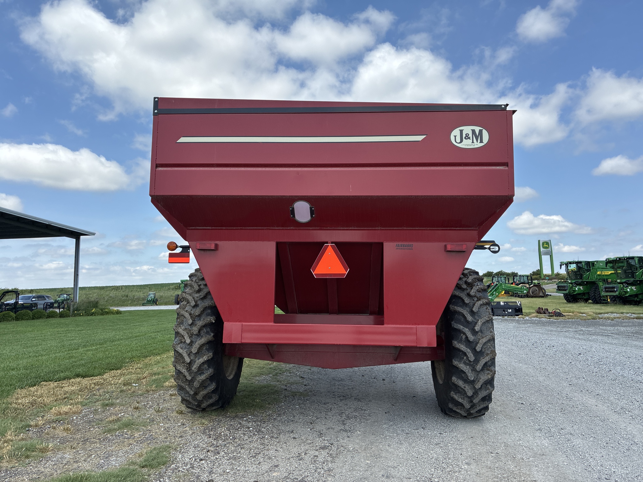  2010 J&m 750-18 at LandMark in Marysville, KS