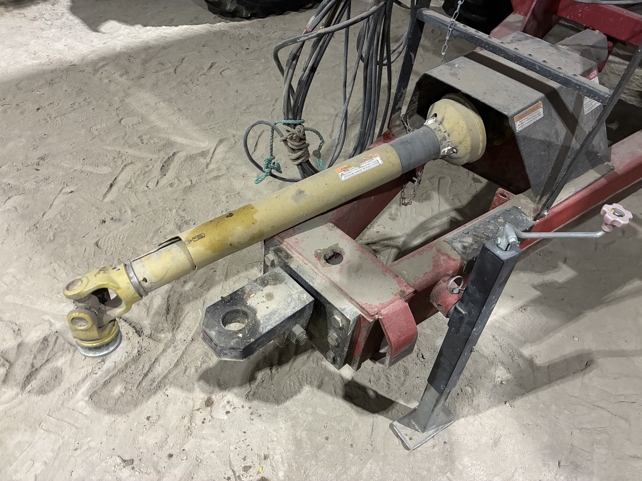  2010 J&m 750-18 at LandMark in Holdrege, NE