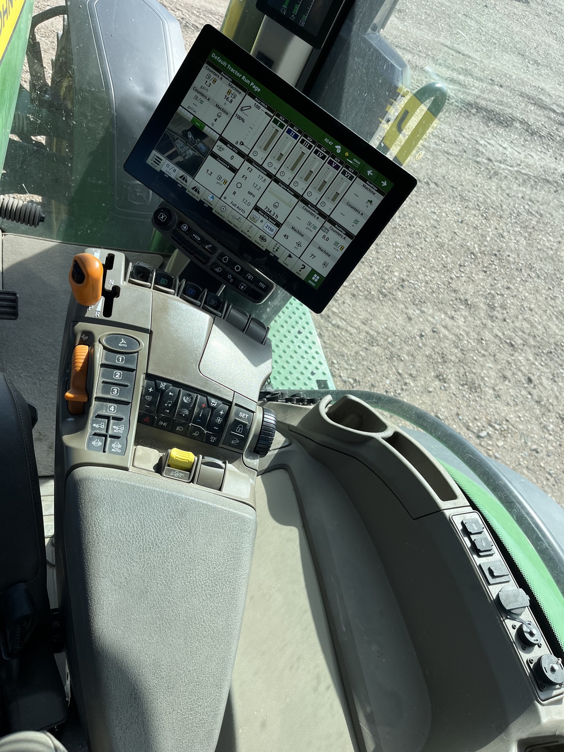  2024 John Deere 8R 370 at LandMark in Minden, NE