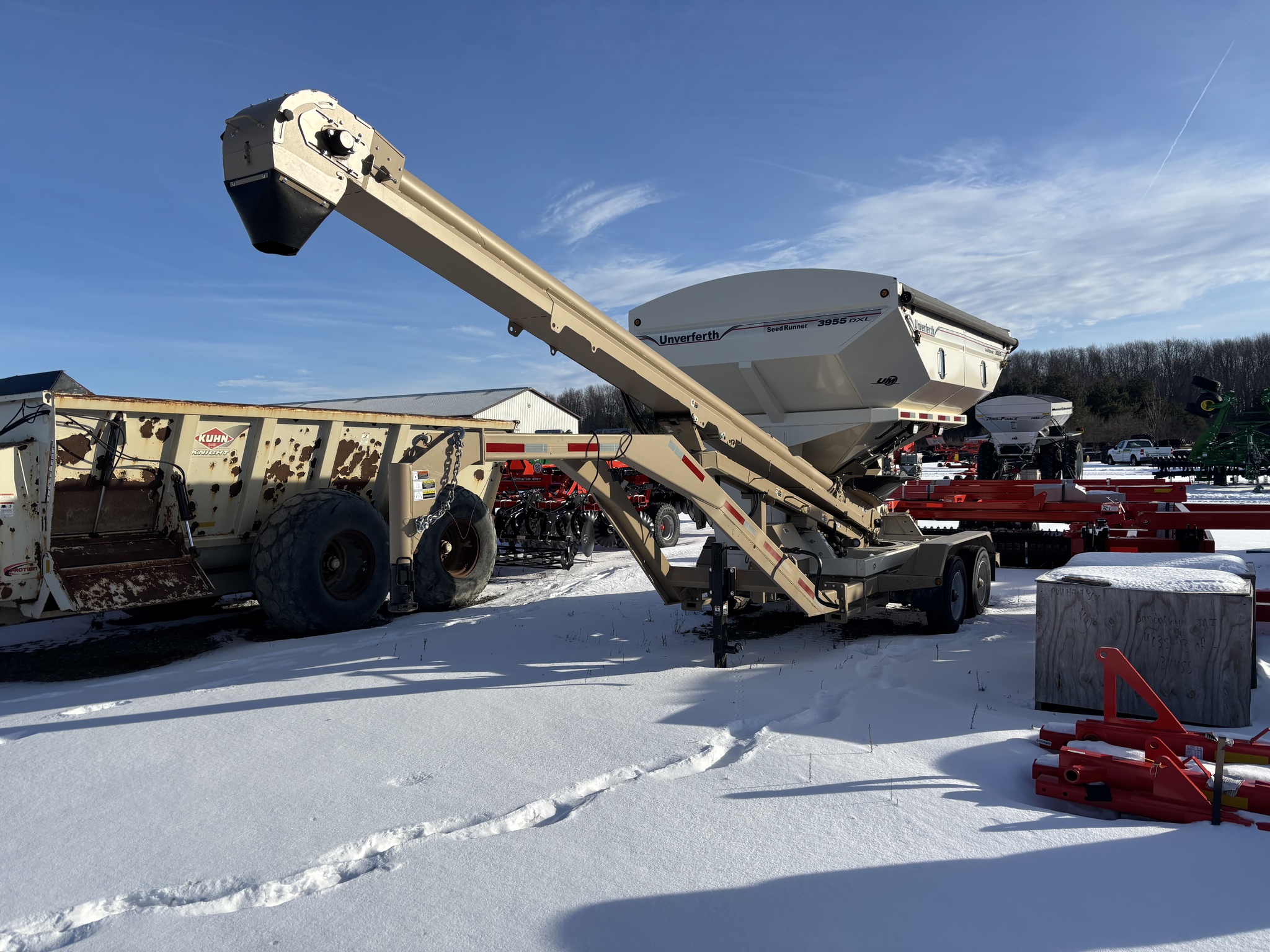On Lot 2018 Unverferth 3955DXL at Tri County Equipment Sandusky, MI