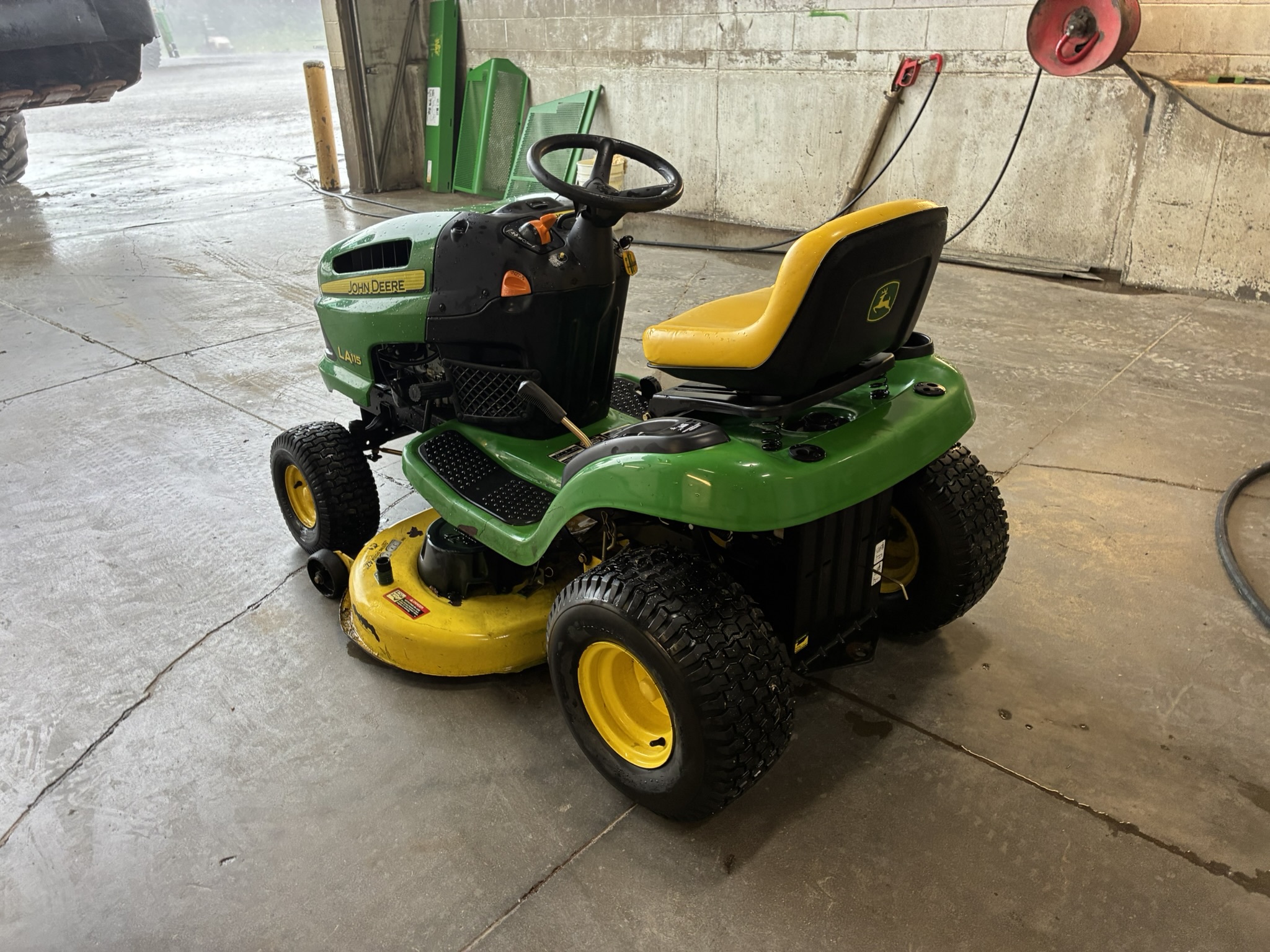  2008 John Deere LA115 at LandMark in Marysville, KS