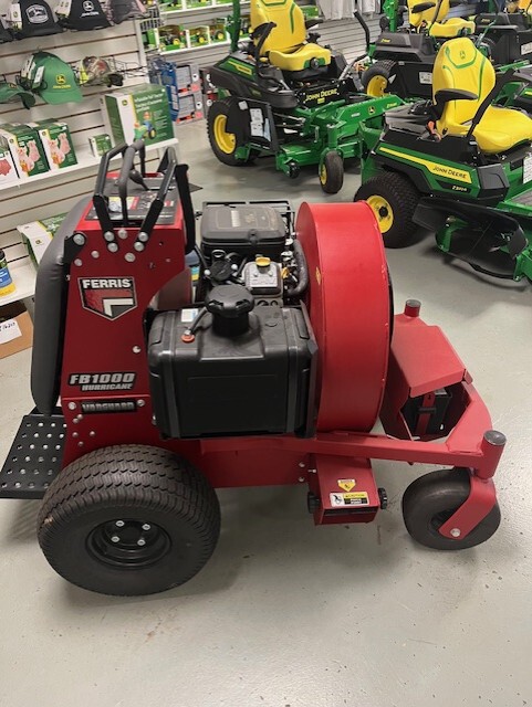 On Lot  Ferris FB1000 at Tri County Equipment Saginaw, MI