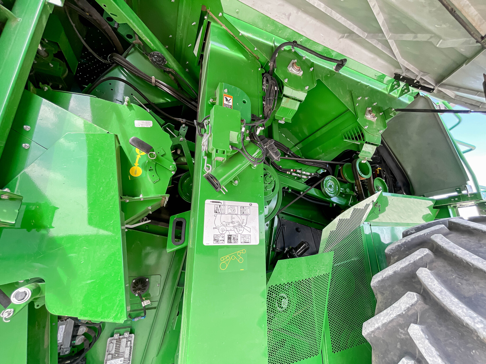  2023 John Deere S780 at LandMark in Fairfield, NE