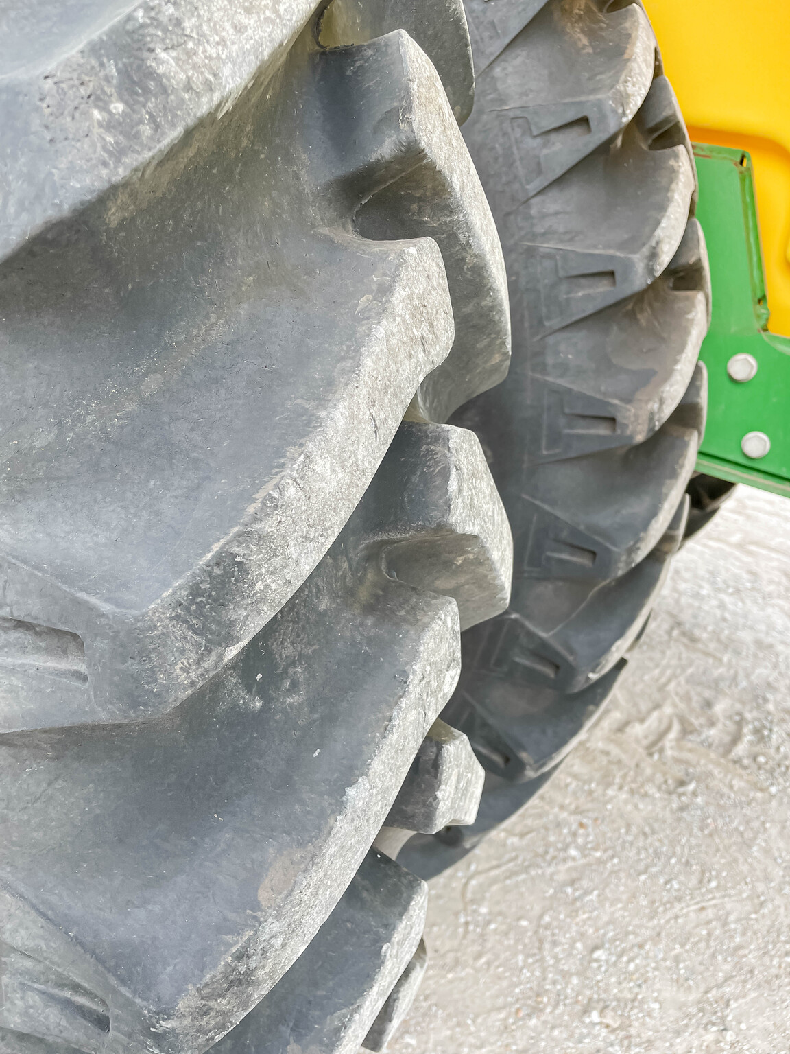  2020 John Deere 2530l at LandMark in Kearney, NE