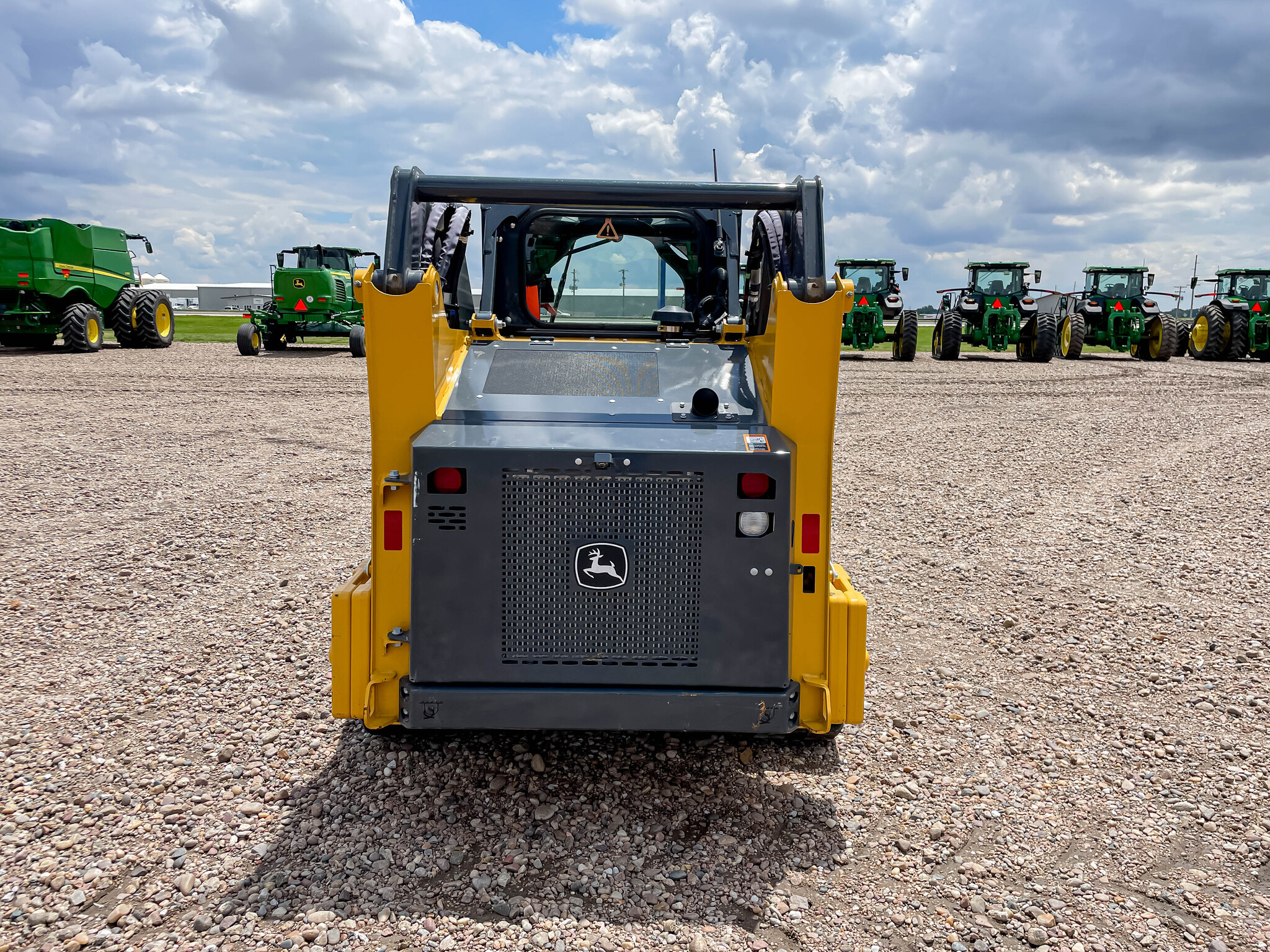 2022 John Deere 317G at LandMark in Minden, NE