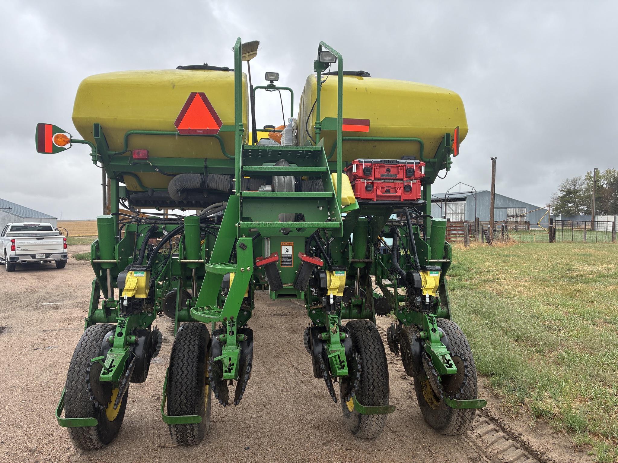  2009 John Deere 1770NT CCS at LandMark in Gothenburg, NE