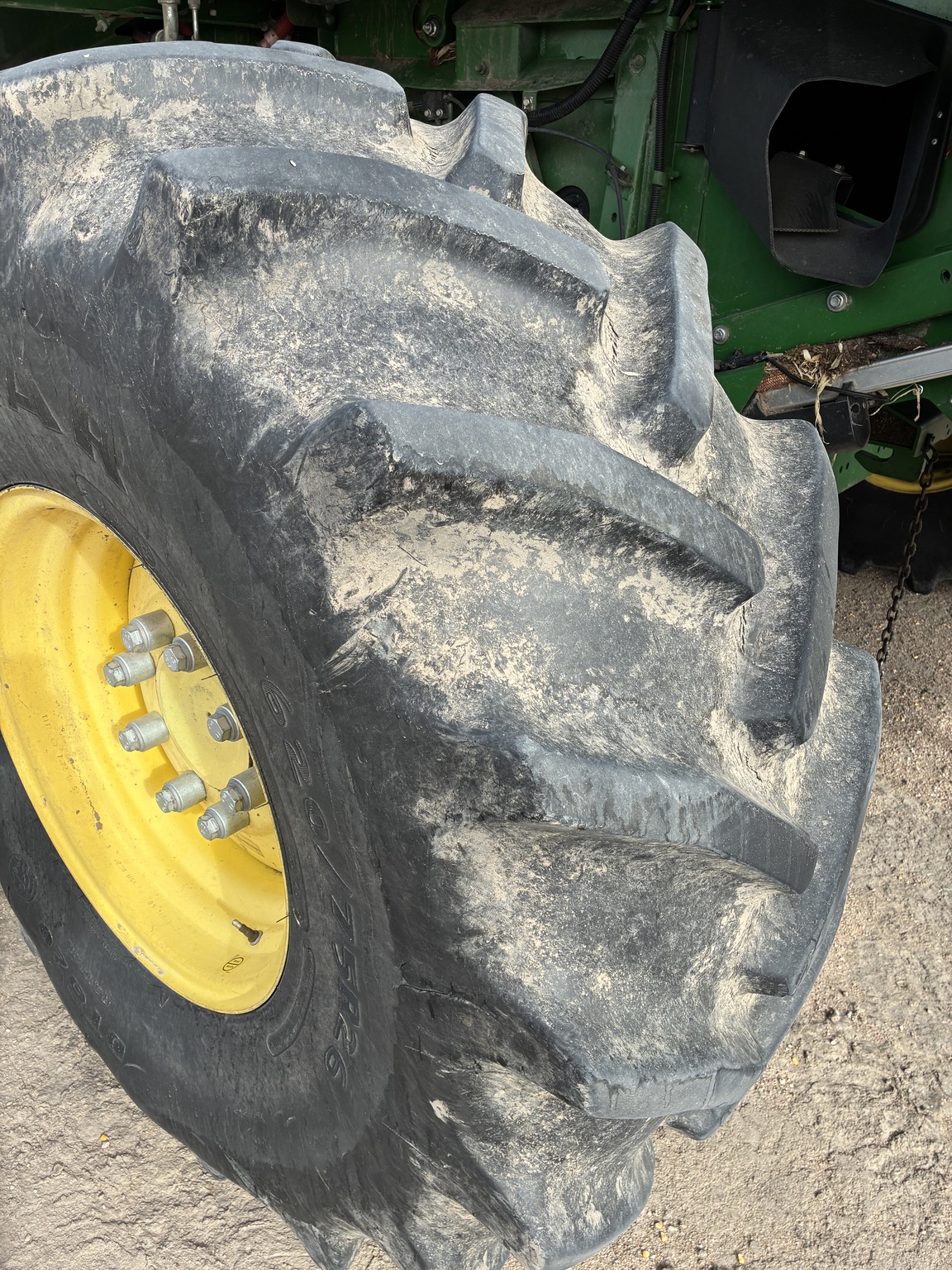  2015 John Deere S680 at LandMark in Arapahoe, NE