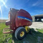  2014 NEW HOLLAND Rollbelt 560 at LandMark in Phillipsburg, KS