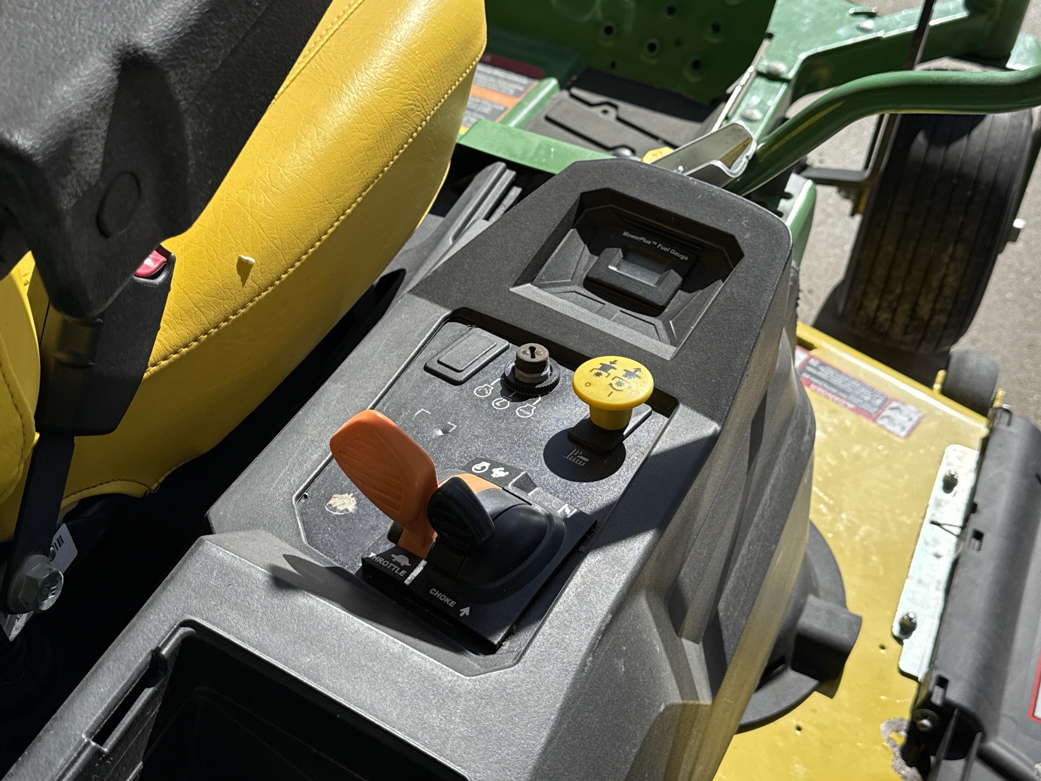  2021 John Deere Z530M at LandMark in Lexington, NE