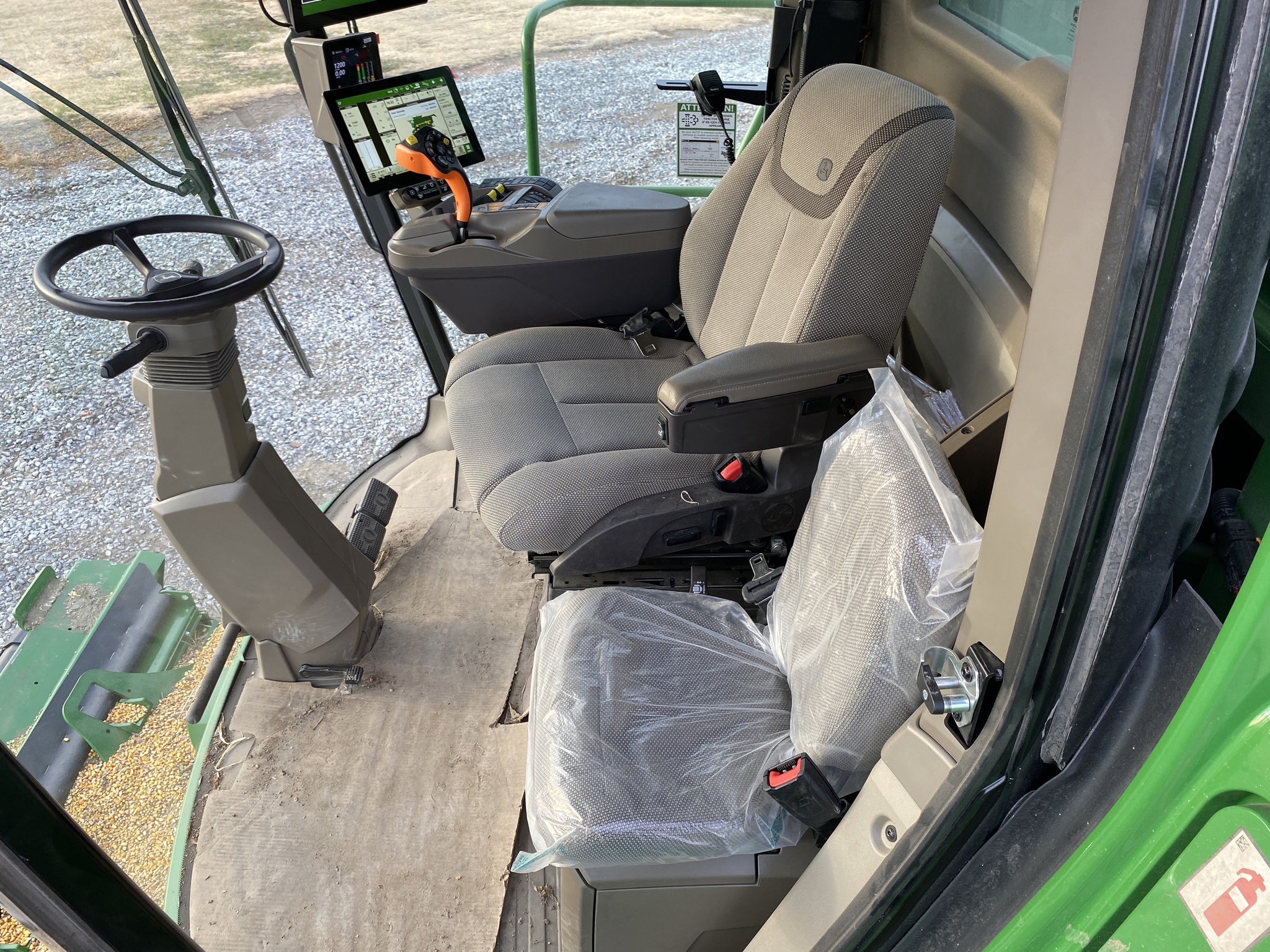  2025 John Deere S7 700 at LandMark in Superior, NE