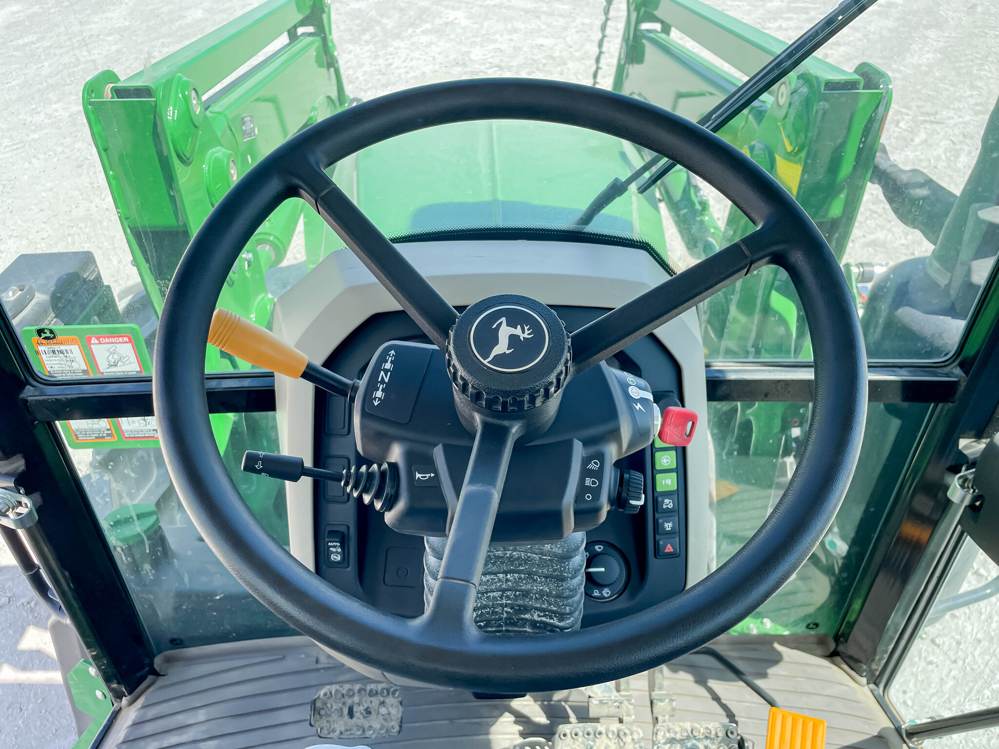  2022 John Deere 5090M at LandMark in Hebron, NE