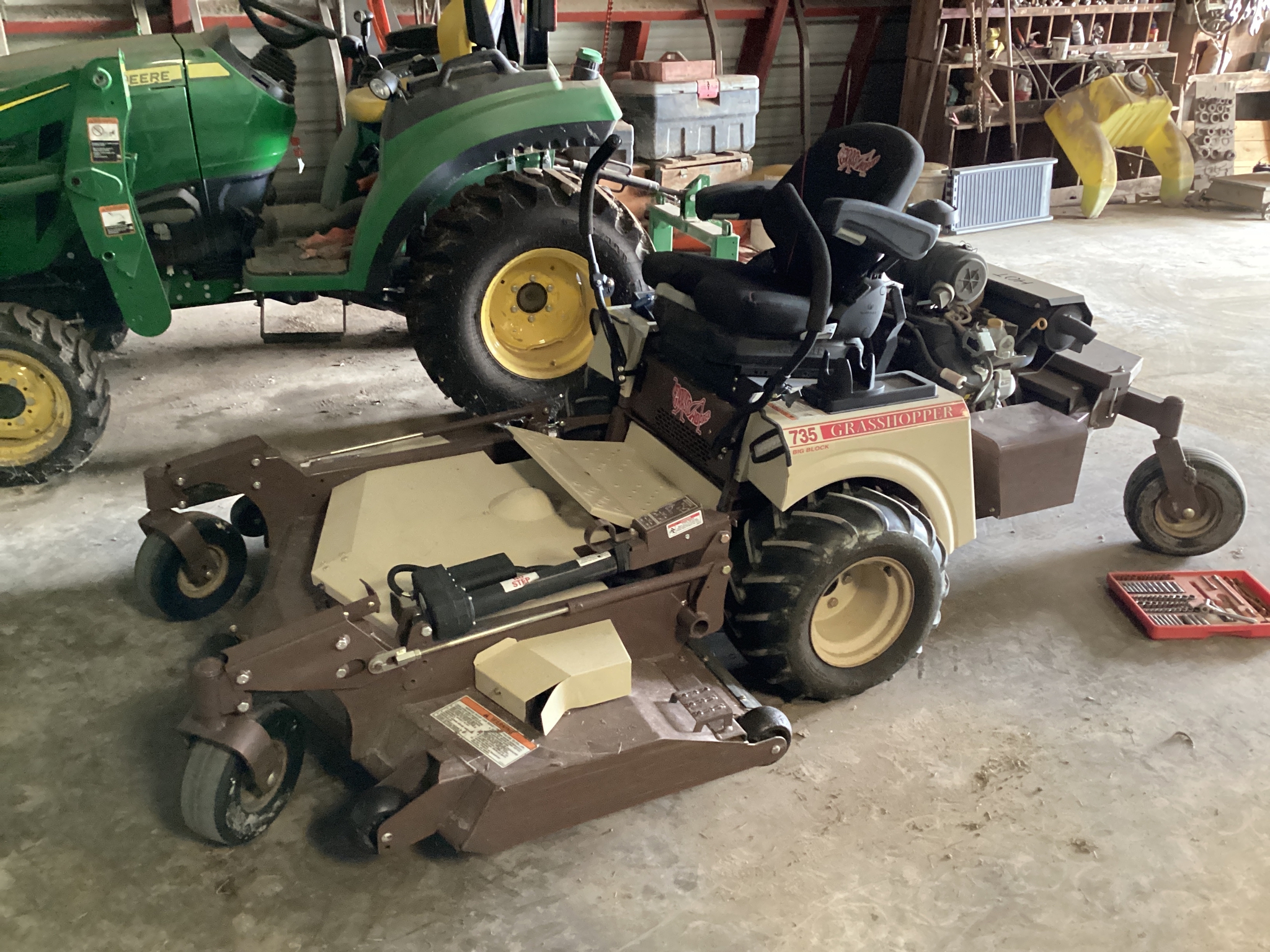  Grasshopper 735BT6 at LandMark in Smith Center, KS
