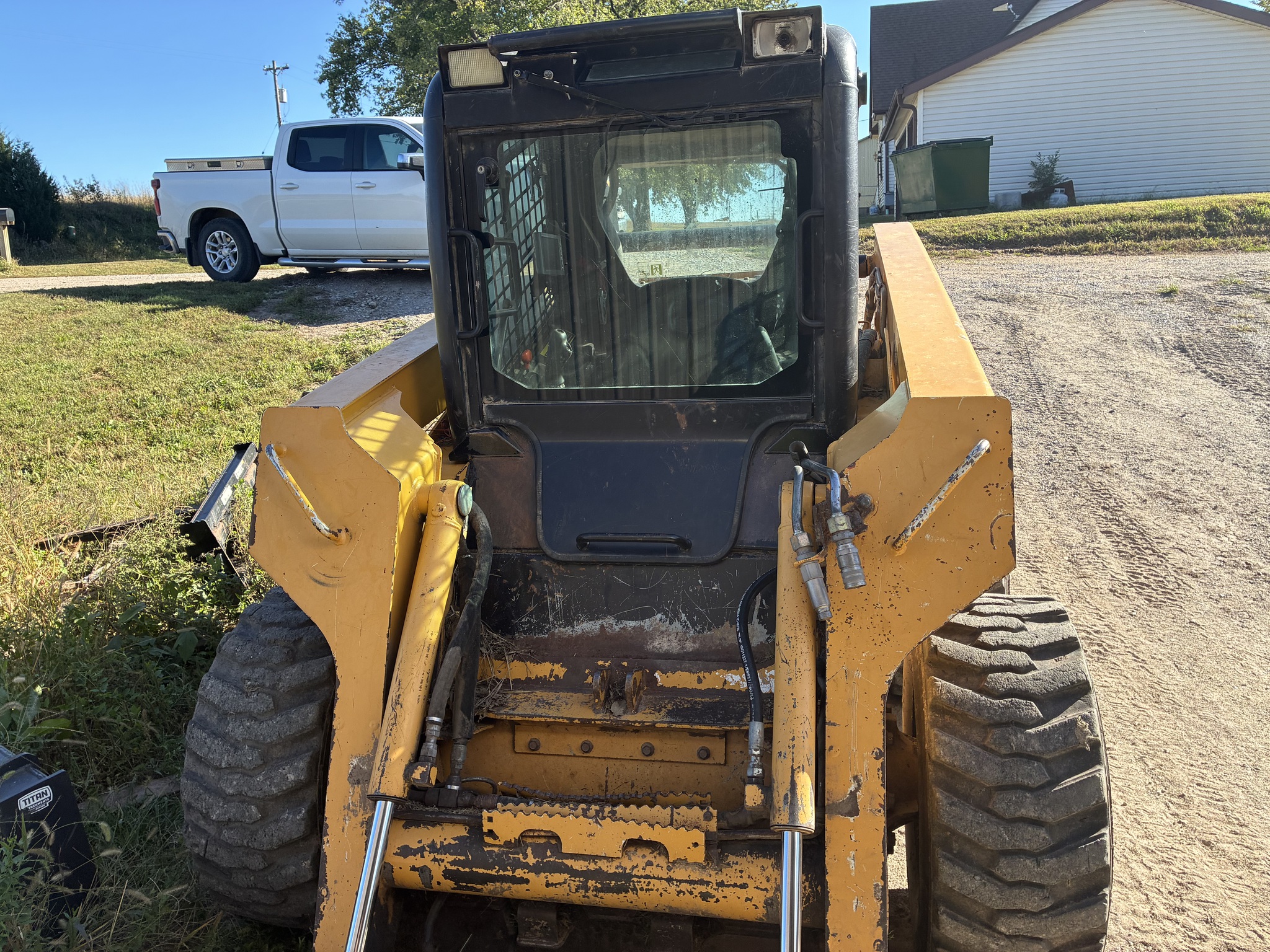  2006 John Deere 325 at LandMark in Hebron, NE