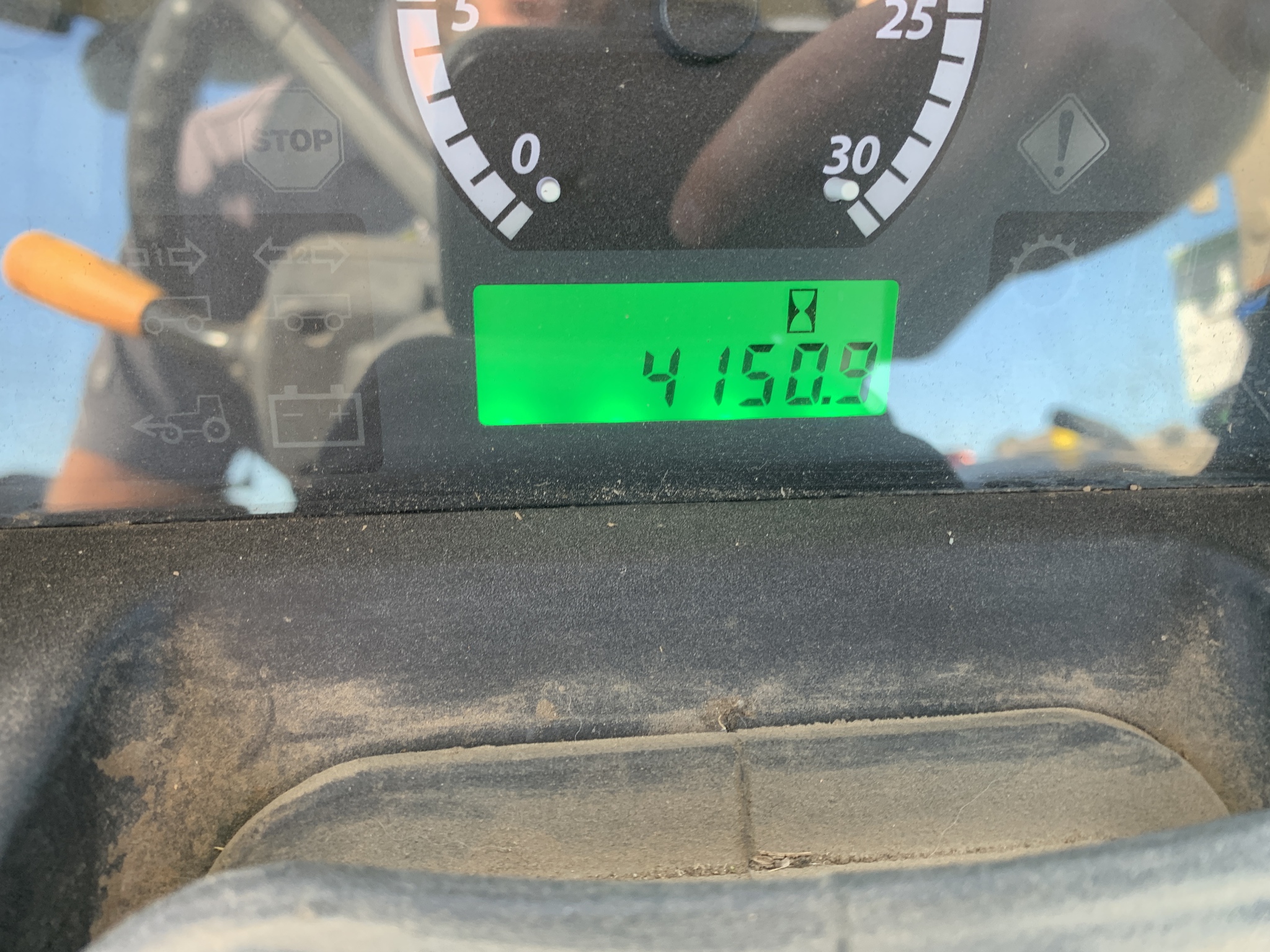  2013 John Deere 6130D at LandMark in Fairfield, NE