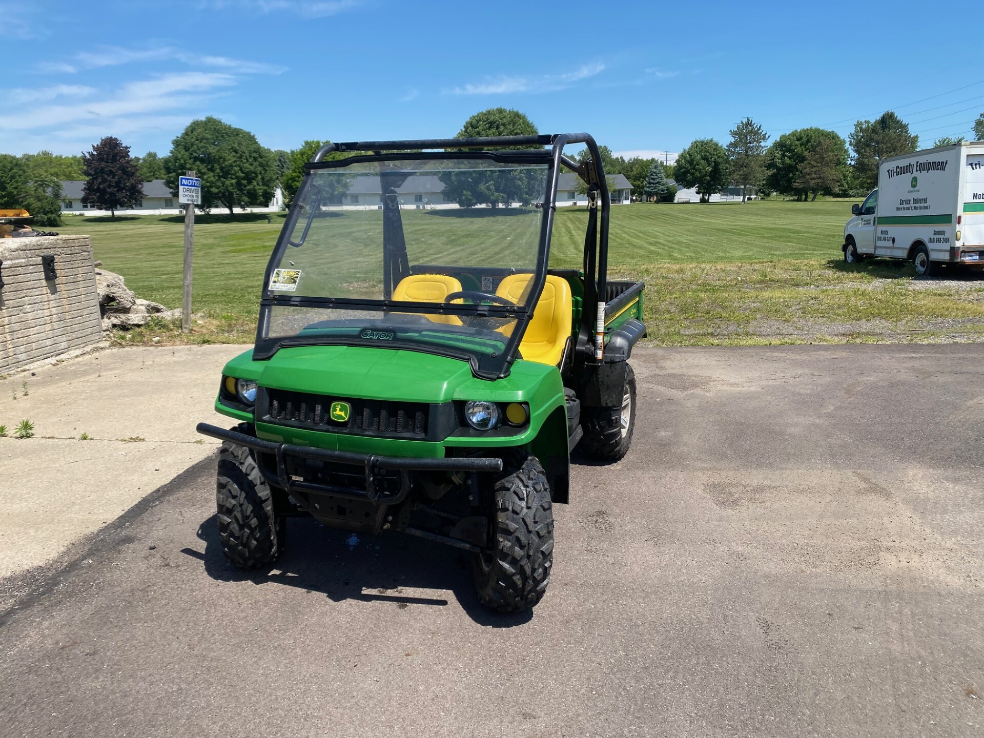 On Lot 2009 John Deere HPX 4X4 at Tri County Equipment Birch Run, MI