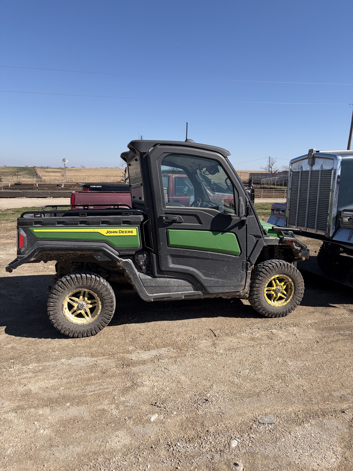  2025 John Deere XUV 845M at LandMark in Marysville, KS