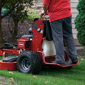 On Lot 2022 Toro 72509 at Tri County Equipment Lapeer, MI