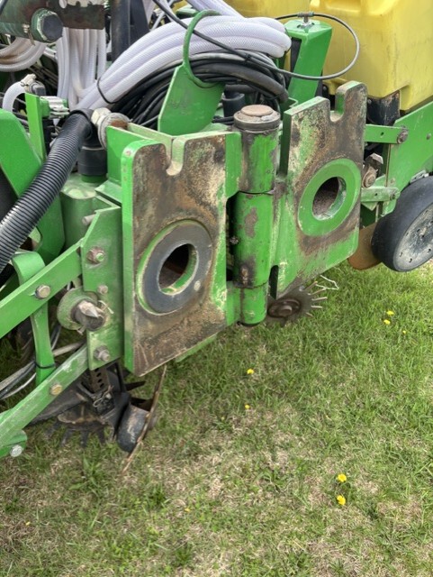 On Lot  Wil-rich 24R22 at Tri County Equipment Bad Axe, MI
