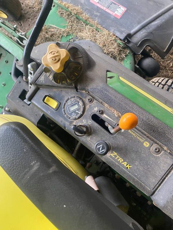  2016 John Deere Z950R at LandMark in Smith Center, KS