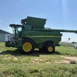 2024 John Deere S780 at LandMark in Hastings, NE