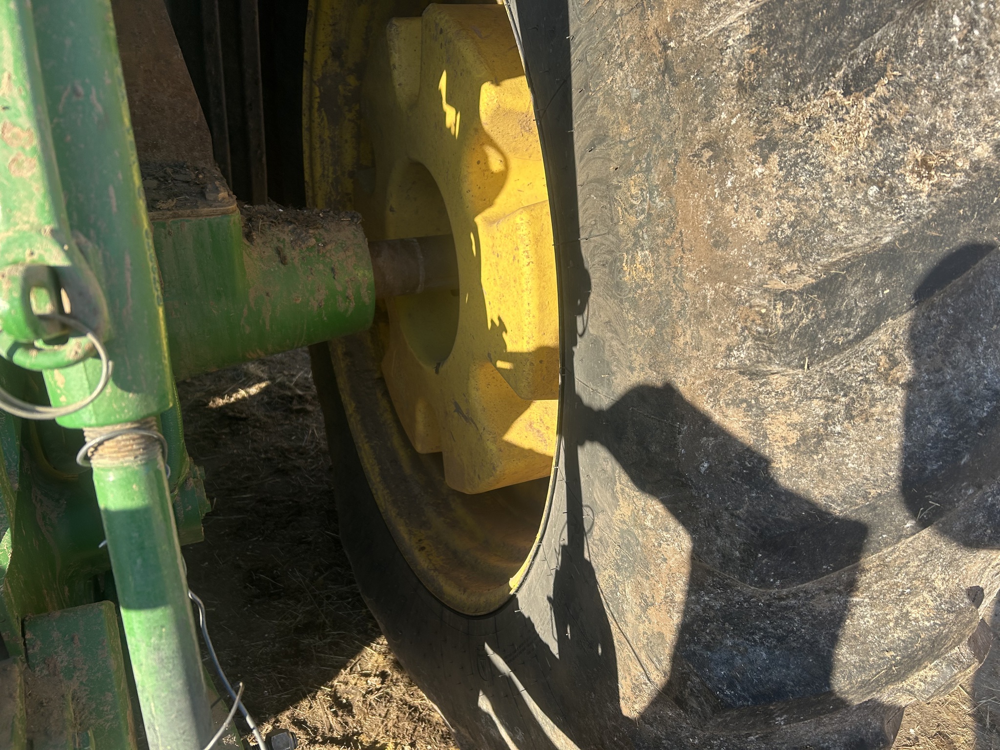  2015 John Deere 7210R at LandMark in Marysville, KS