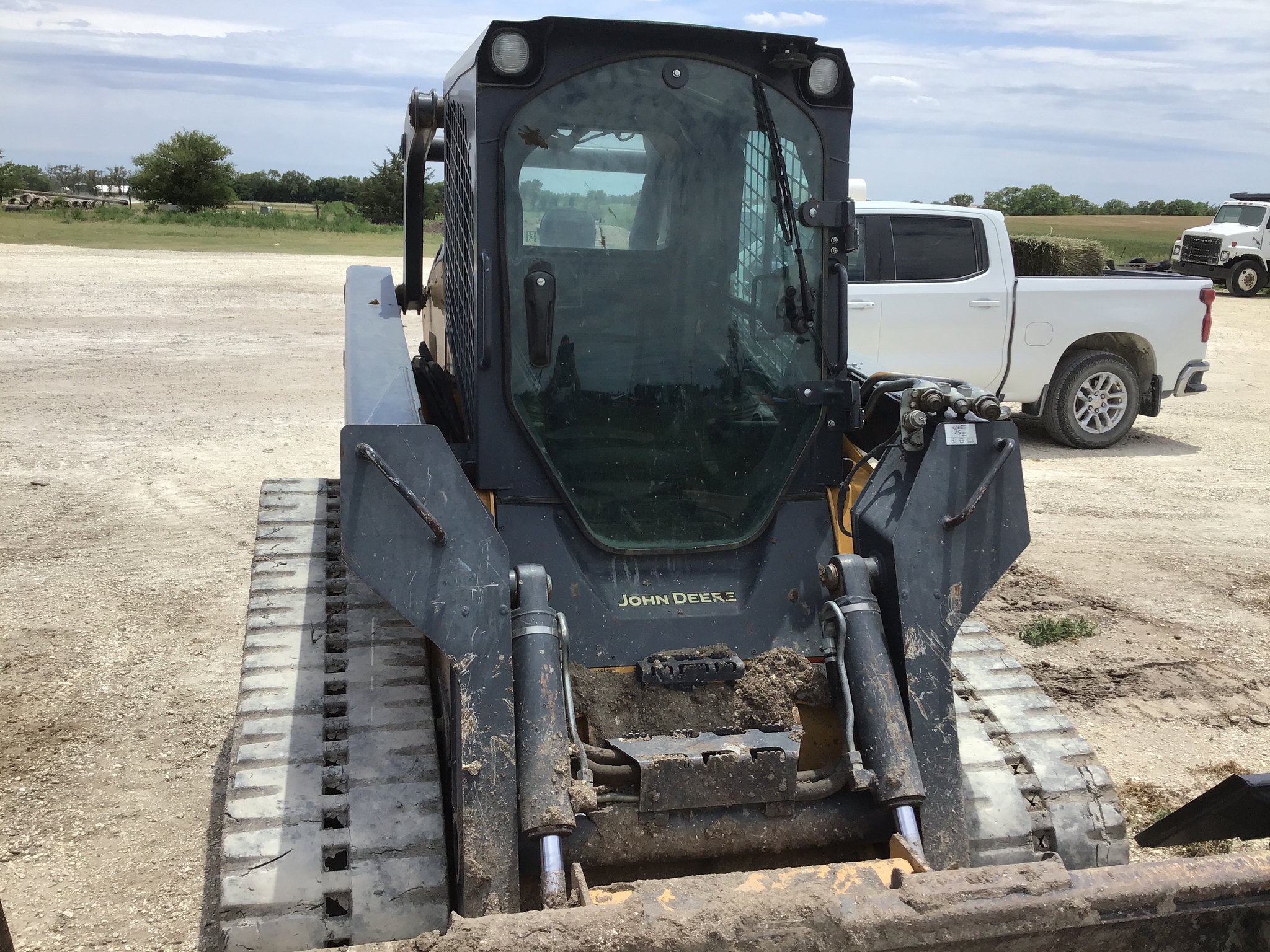 2016 John Deere 333E at LandMark in Smith Center, KS
