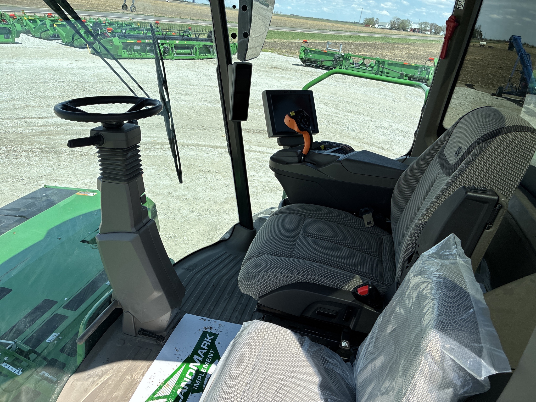  2024 John Deere W235R at LandMark in Fairfield, NE
