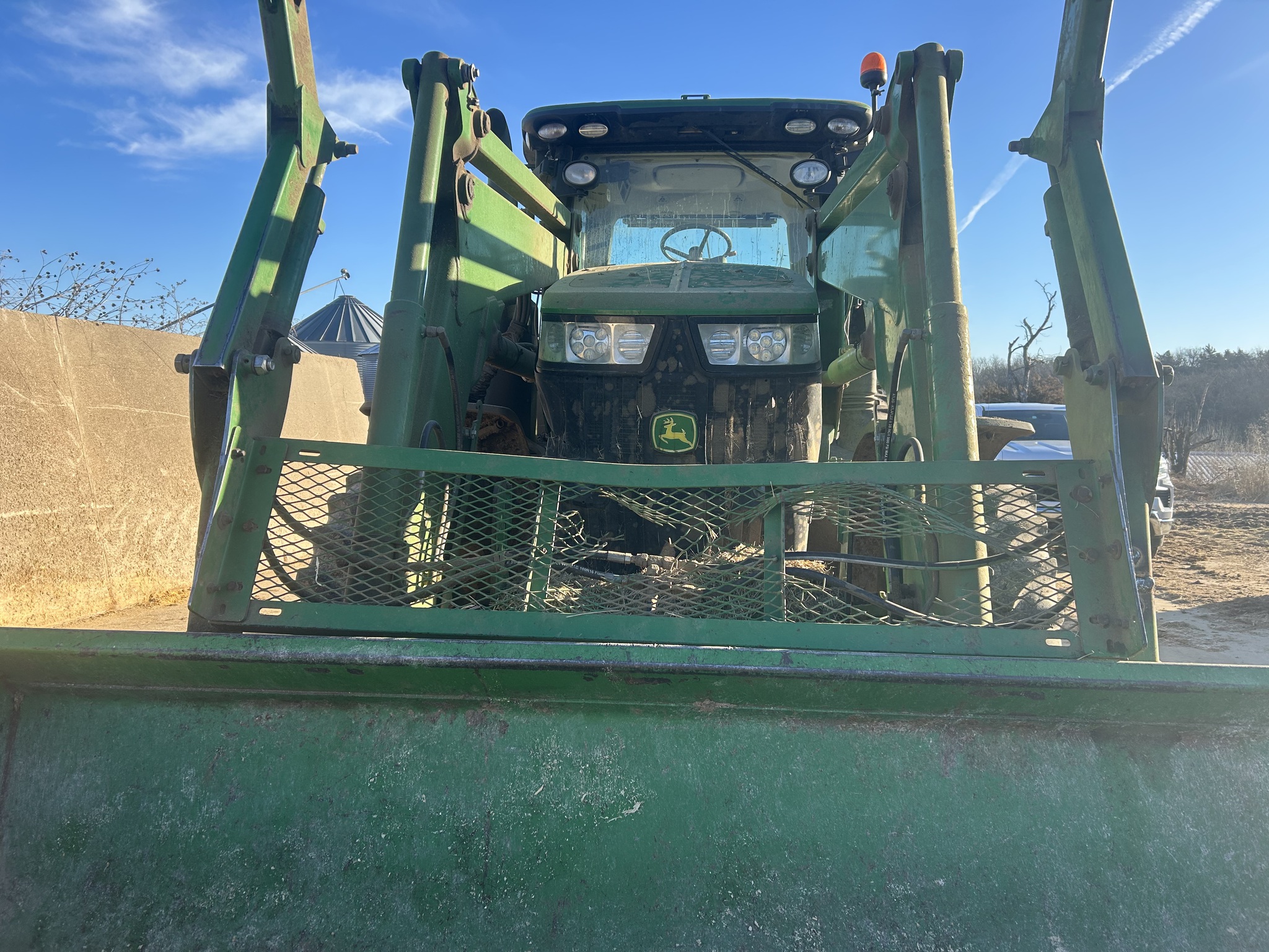  2015 John Deere 7210R at LandMark in Marysville, KS
