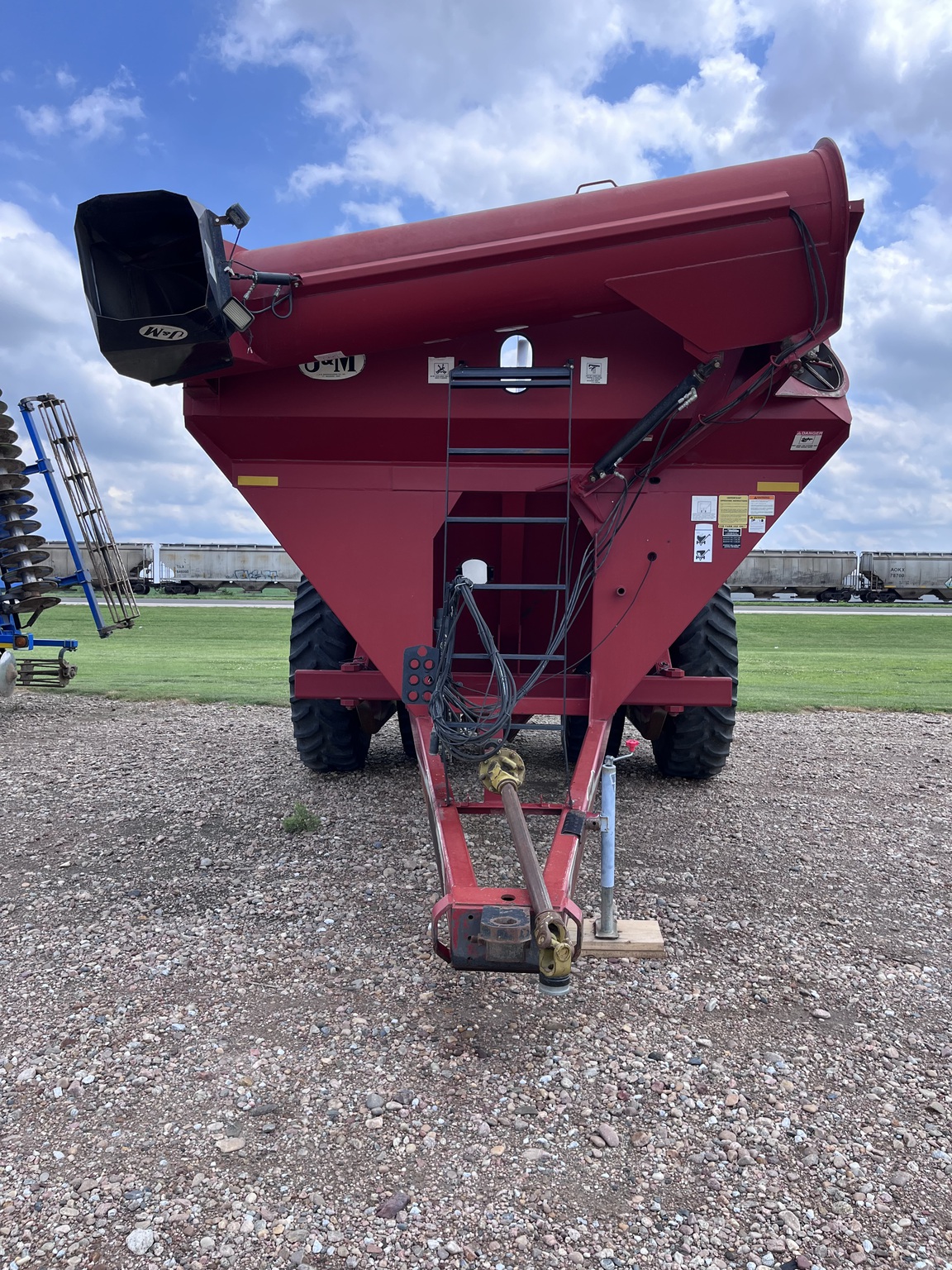  2005 J&m 1050-22D at LandMark in Minden, NE