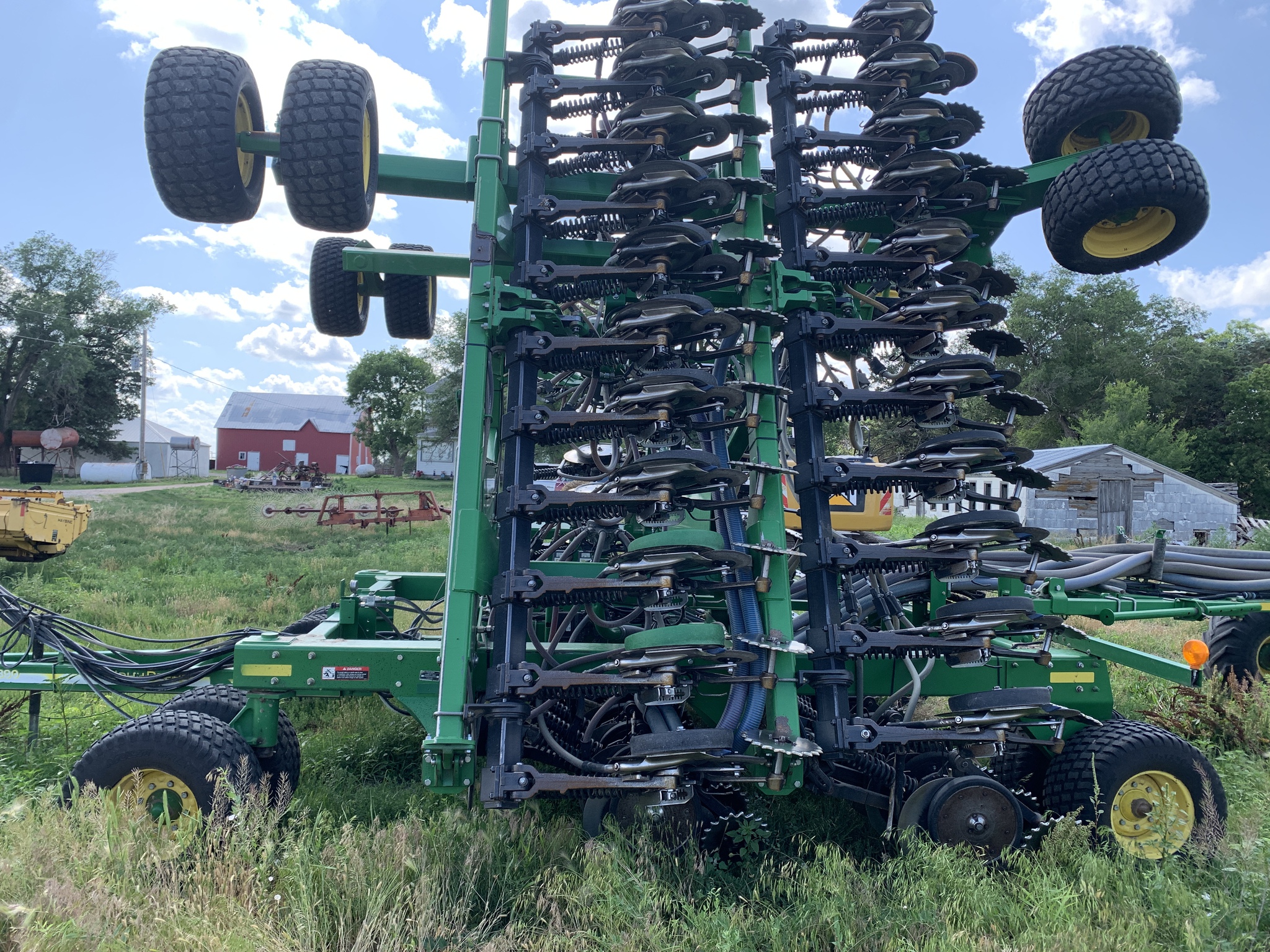  2013 John Deere 1890 at LandMark in Hebron, NE