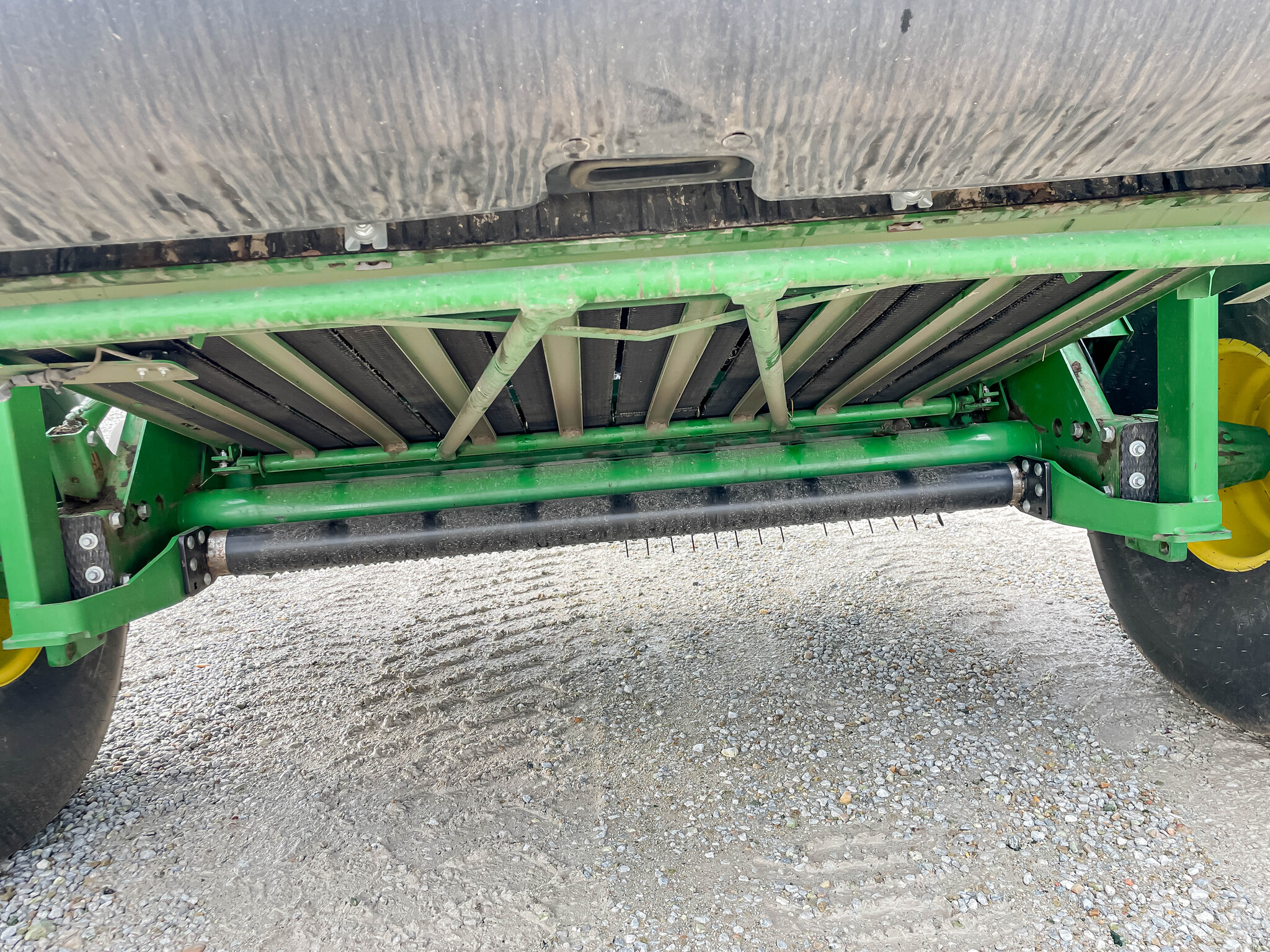  2023 John Deere 560R at LandMark in Smith Center, KS